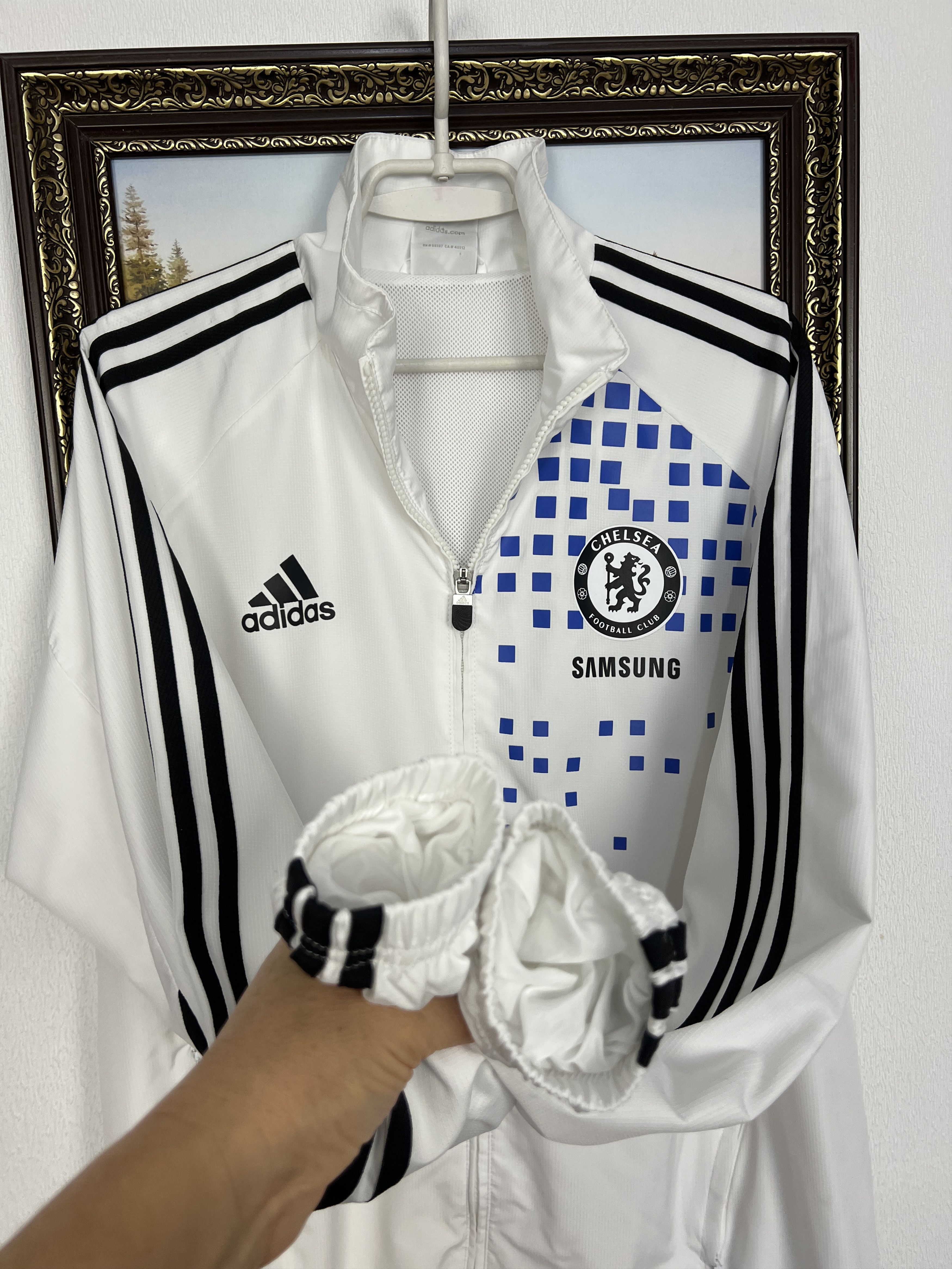 Adidas Vintage Adidas Chelsea Football Jacket Soccer Track Top Zip Size US L / EU 52-54 / 3 - 6 Thumbnail