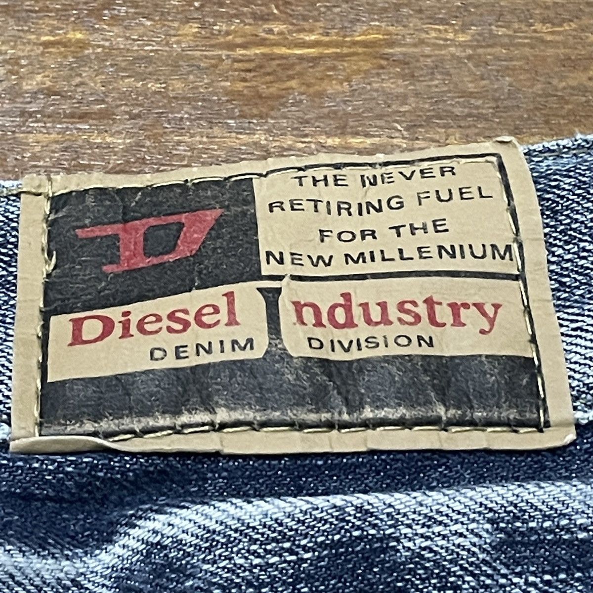 Diesel × Vintage Rare Design Vintage Brand Diesel Flared Jeans 1990s Size US 30 / EU 46 - 9 Thumbnail