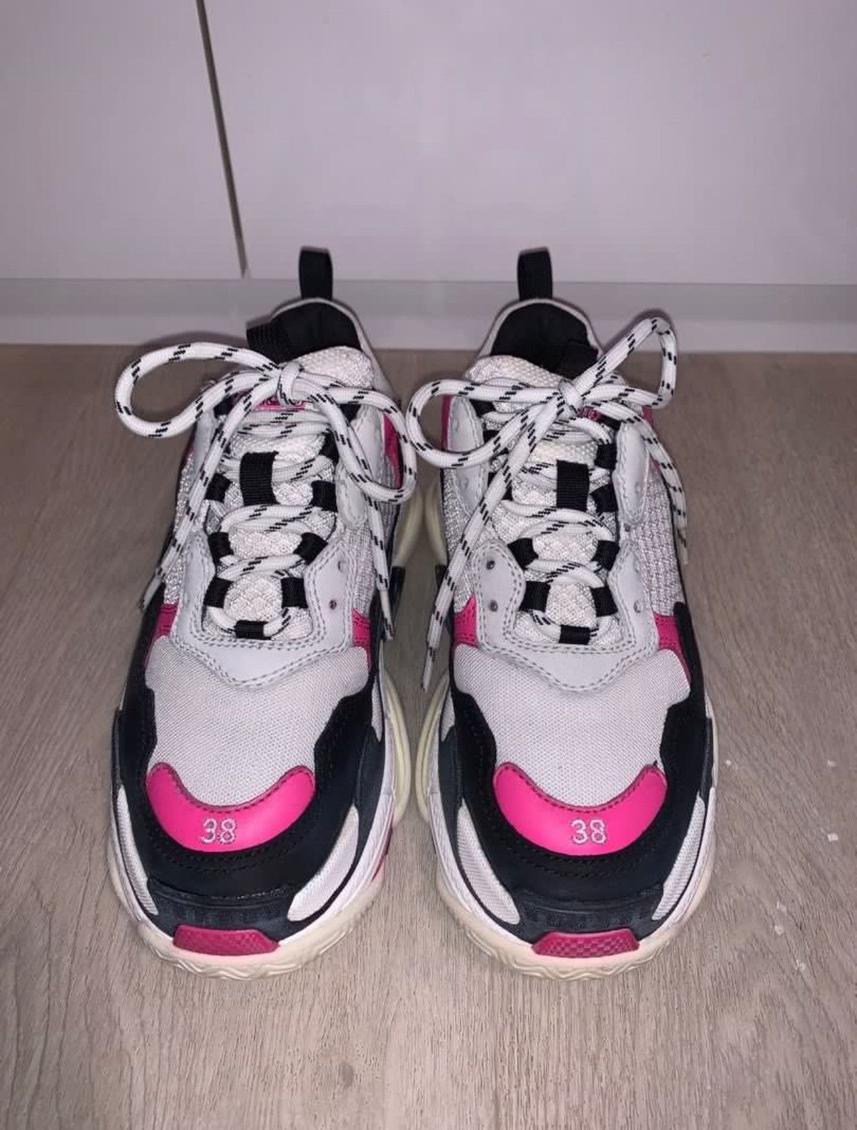 Balenciaga BALENCIAGA TRIPLE S FLUO PINK SNEAKERS Size US 8 / IT 38 - 1 Thumbnail