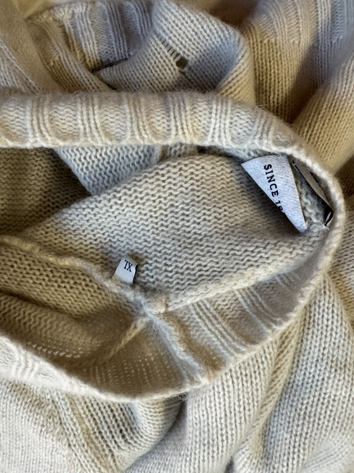 Diesel Diesel Cream Distressed Knitted Sweater Size US XL / EU 56 / 4 - 5 Thumbnail