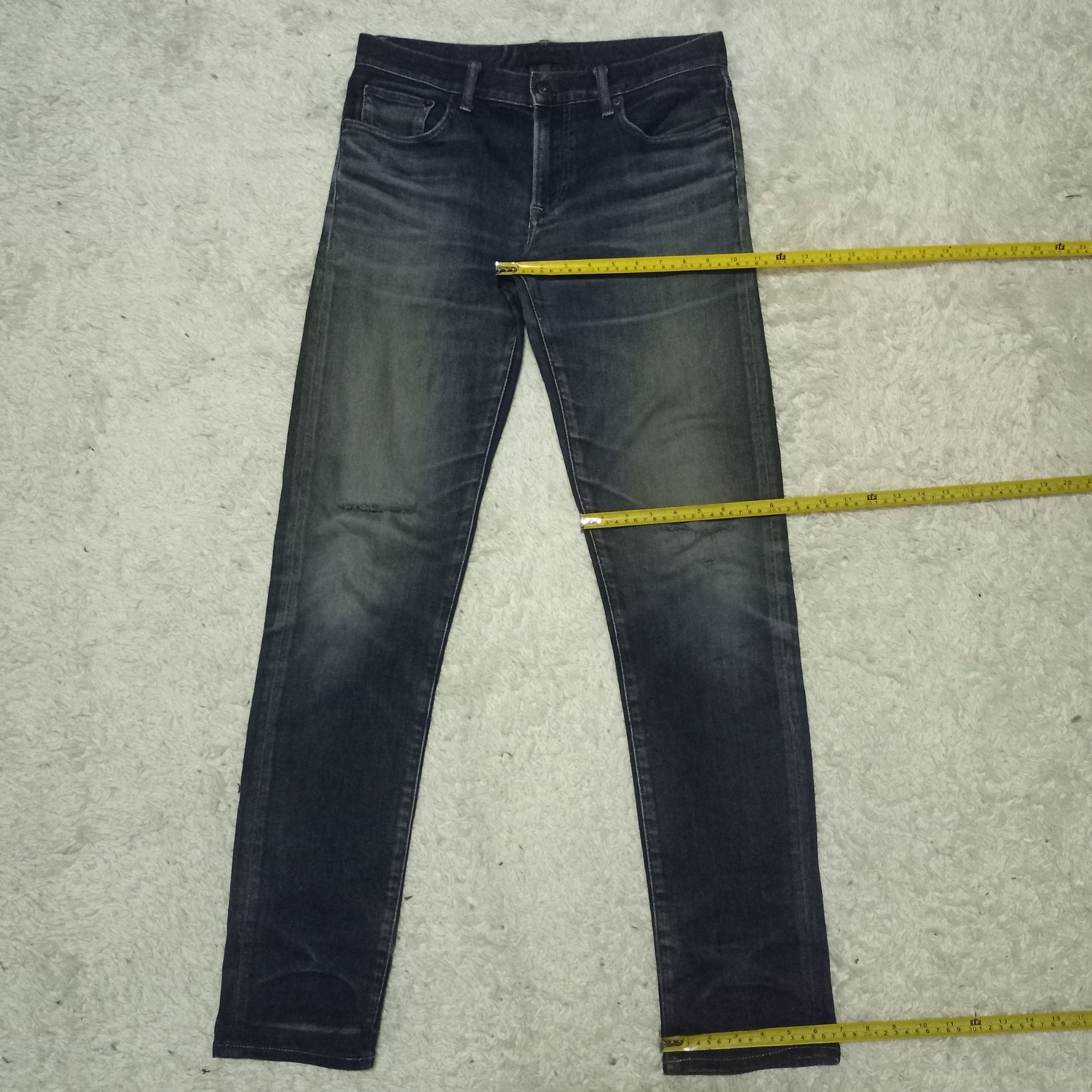 Japanese Brand × Uniqlo Vintage Japanese Uniqlo Indigo Distressed Style Jeans 32x33 Size US 32 / EU 48 - 8 Thumbnail