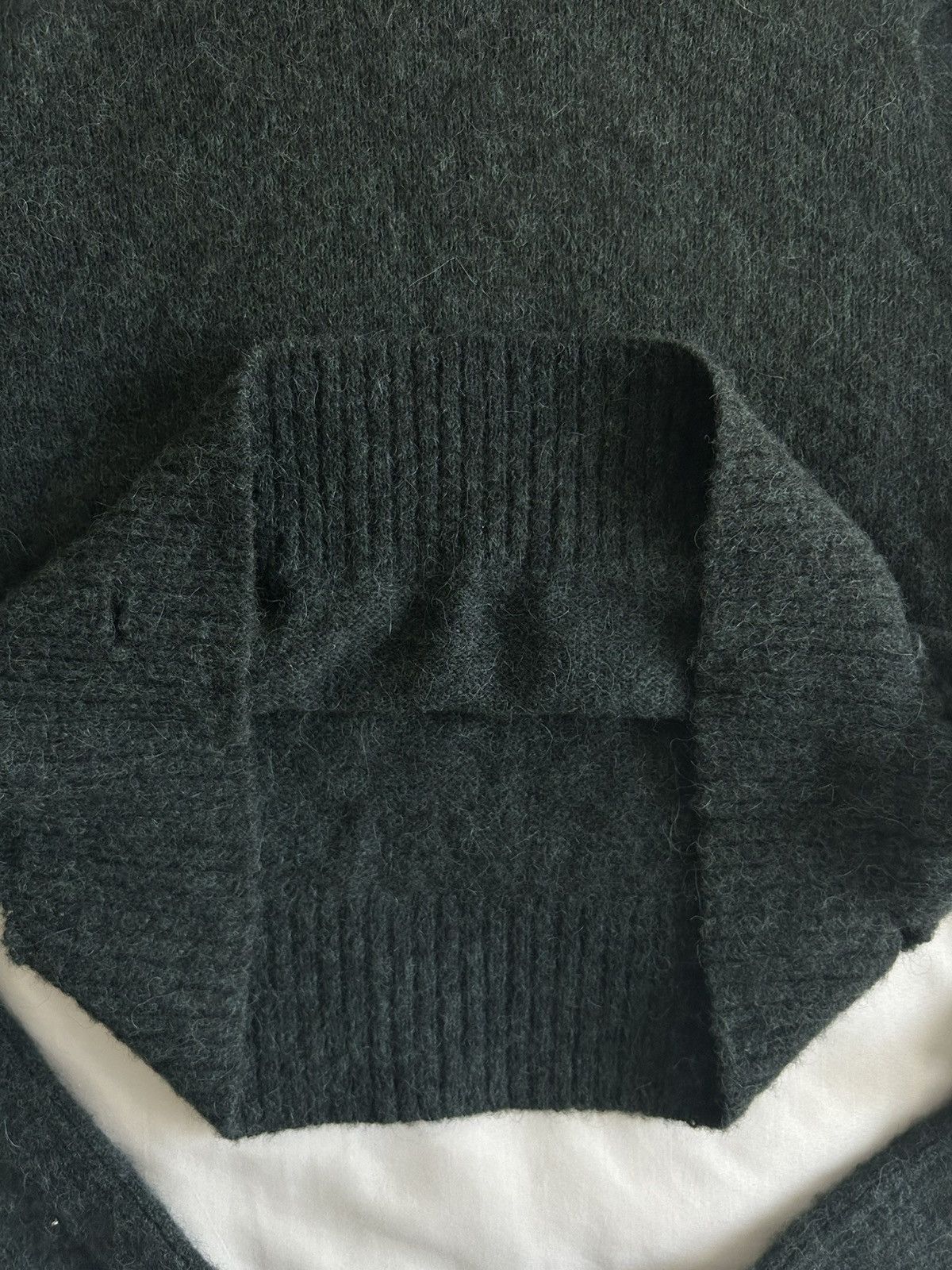 Maison Margiela Maison Margiela MM6 Turtle Neck Sweater Pullover Dark Green Size US L / EU 52-54 / 3 - 3 Thumbnail