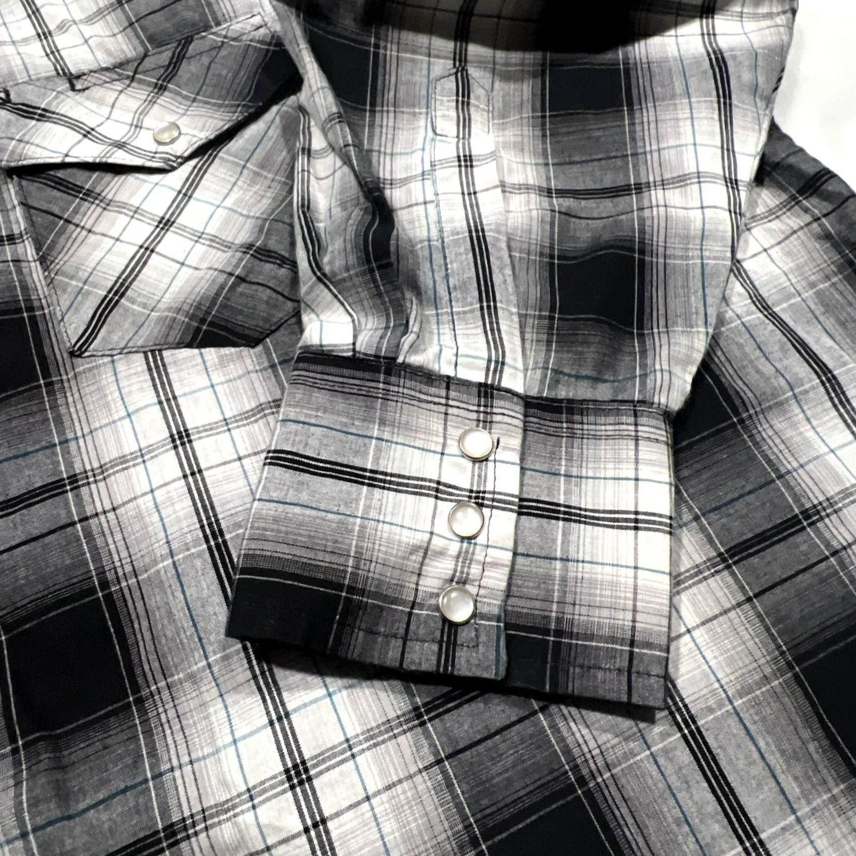 Wrangler VINTAGE Wrangler Western Shirt Men’s 2XL Black Plaid Pearl Snap Button-Up Long Sleeve with Pockets Size US XXL / EU 58 / 5 - 6 Thumbnail