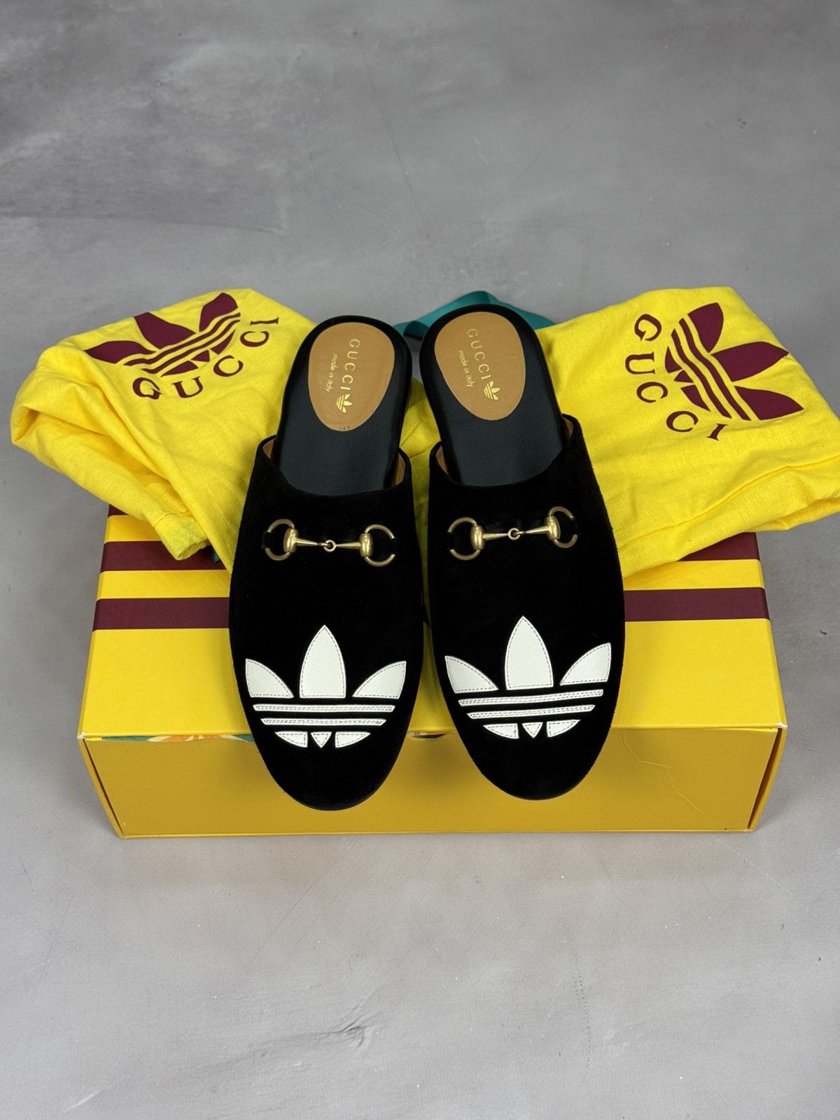 Adidas × Gucci Fw22 Gucci x Adidas Trefoil Slippers(Black/39eu) Size US 9 / IT 39 - 2 Thumbnail