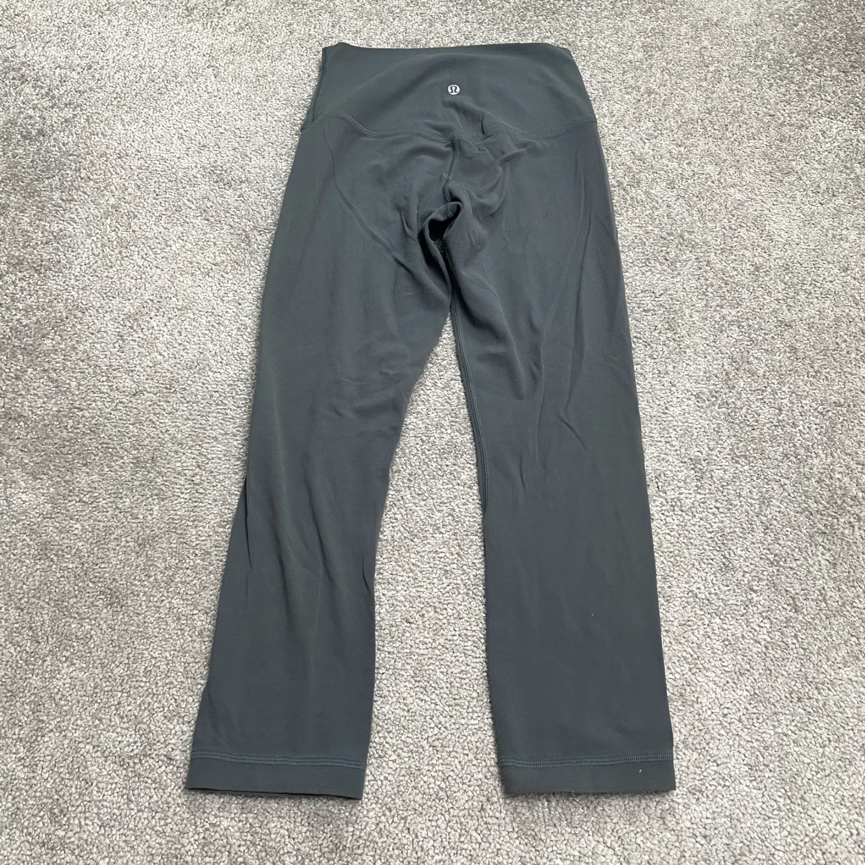 Lululemon VINTAGE Lululemon Compression Leggings Womens 4 Dark Gray Active Yoga Gym Athletic 22x22 Size 27" / US 4 / IT 40 - 2 Thumbnail