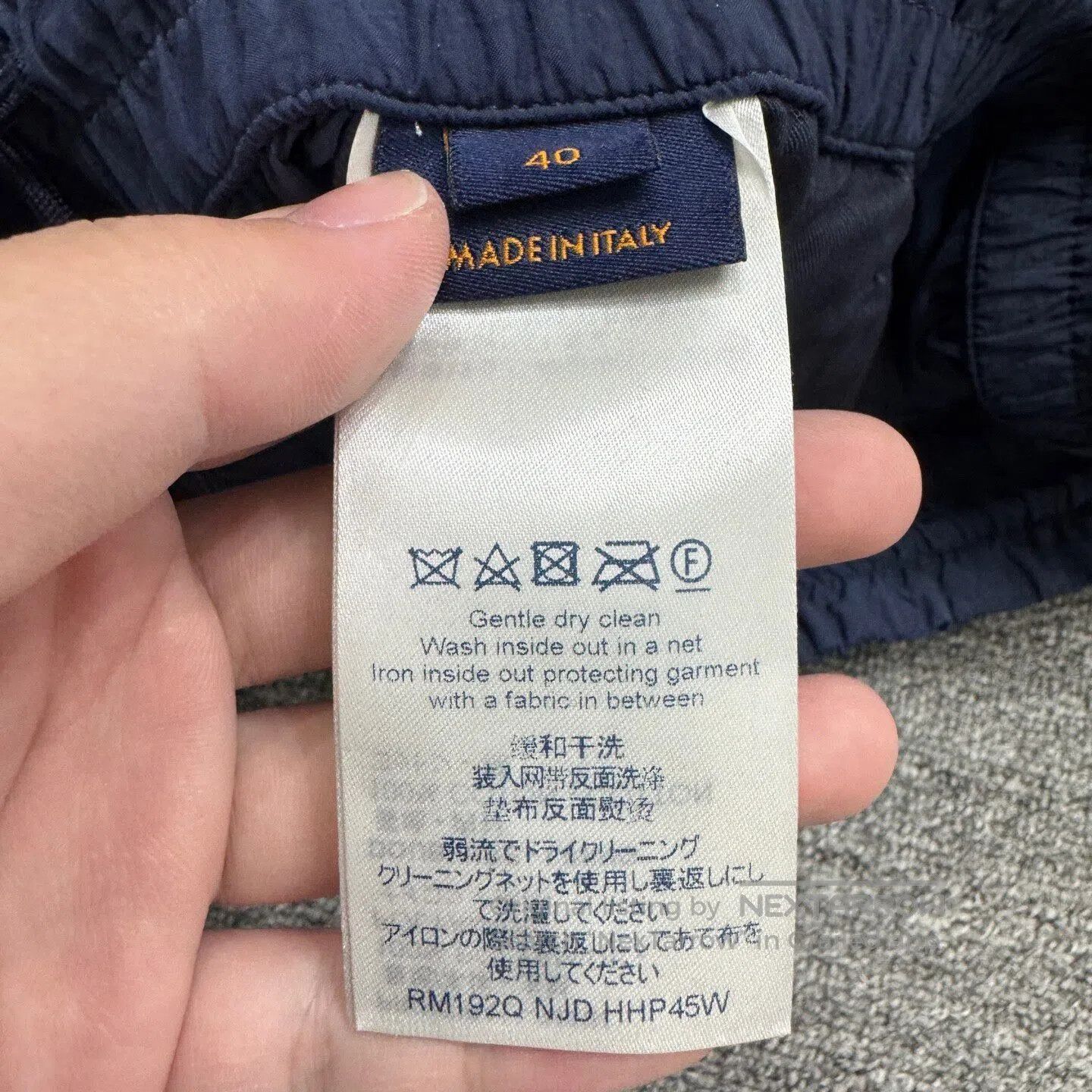 Louis Vuitton #REF! Size US 26 / EU 42 - 4 Thumbnail
