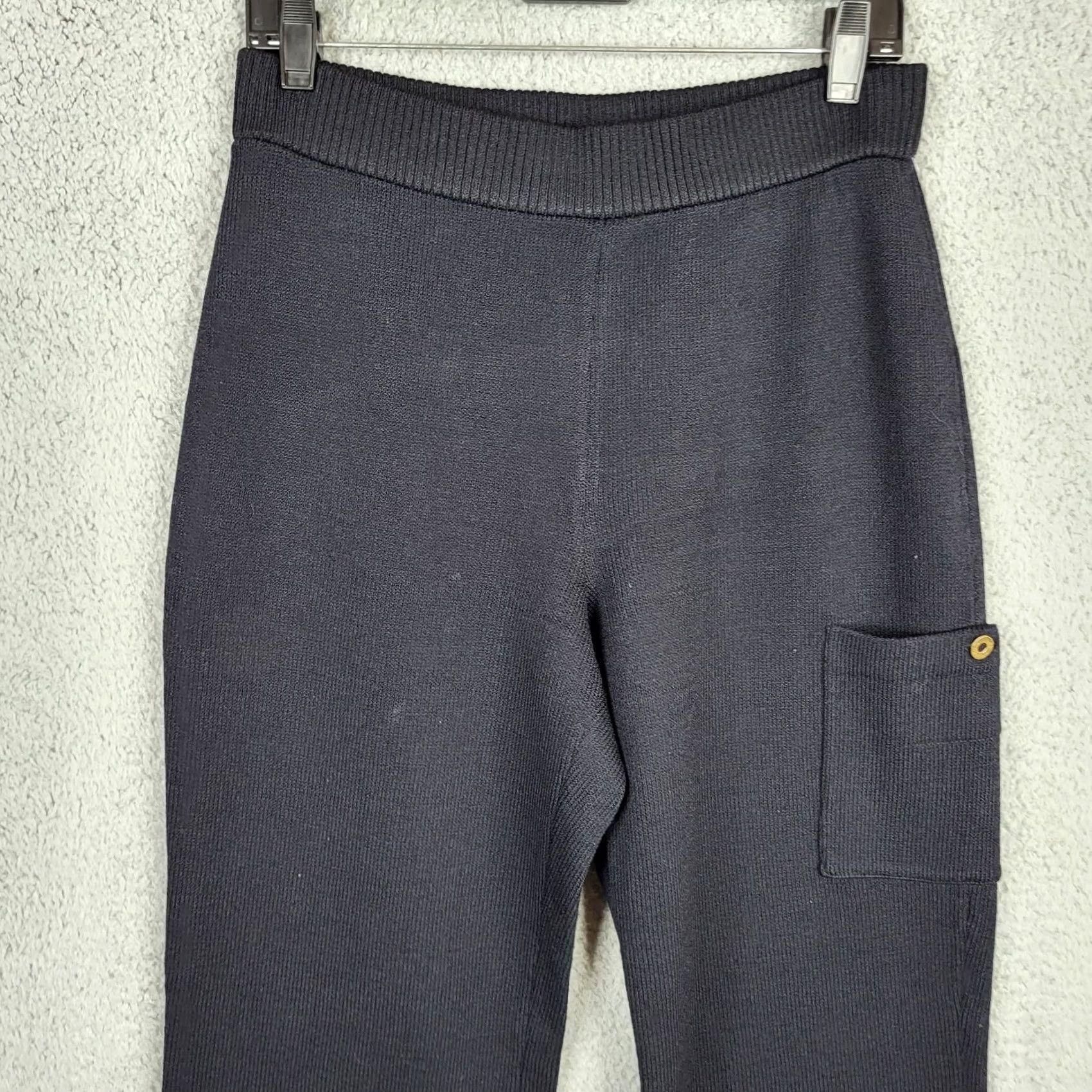 St. John ST.JOHN SPORT Women's knit cargo pants Size S Black Regular Straight Cargo Knit Pants Womens S Black ST.JOHN SPORT Size S / US 4 / IT 40 - 5 Thumbnail