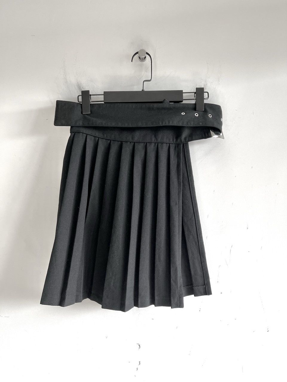 Yohji Yamamoto LIMI feu Yohji Yamamoto Wool Pleated Asymmetric Wrap Skirt Size 30" / US 8 / IT 44 - 1 Thumbnail