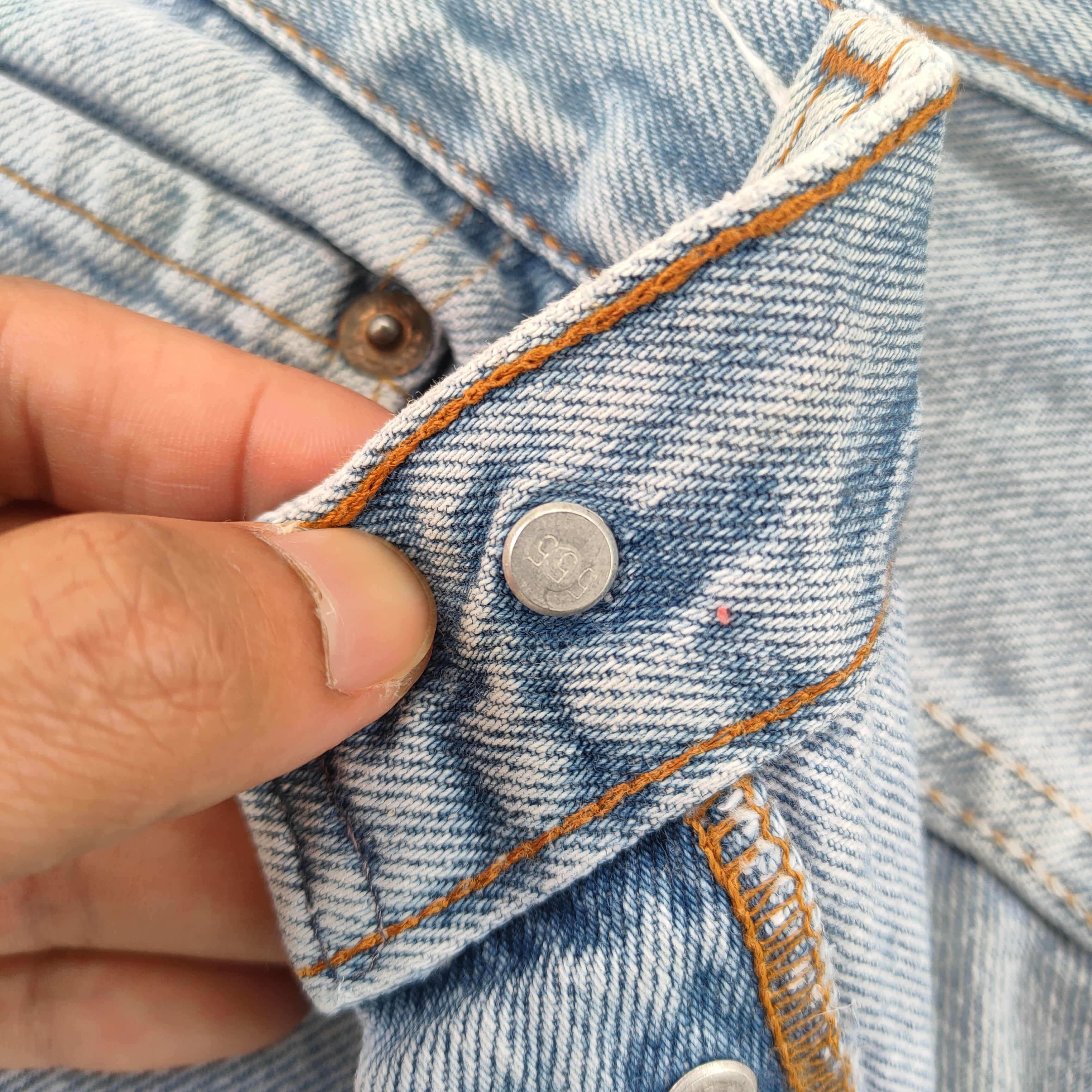 Levi's Vintage Clothing VINTAGE LEVI'S 501 90’ FADED DISTRESSED JEANS DENIM PANTS Size US 28 / EU 44 - 11 Thumbnail