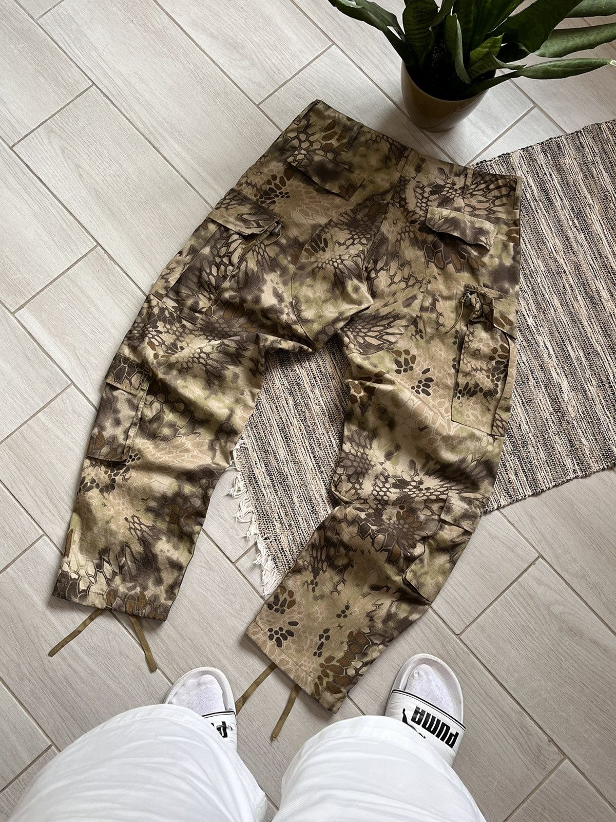 Vintage Vintage Camo trousers pants cargo drawstrings snake skin Size US 32 / EU 48 - 2 Thumbnail