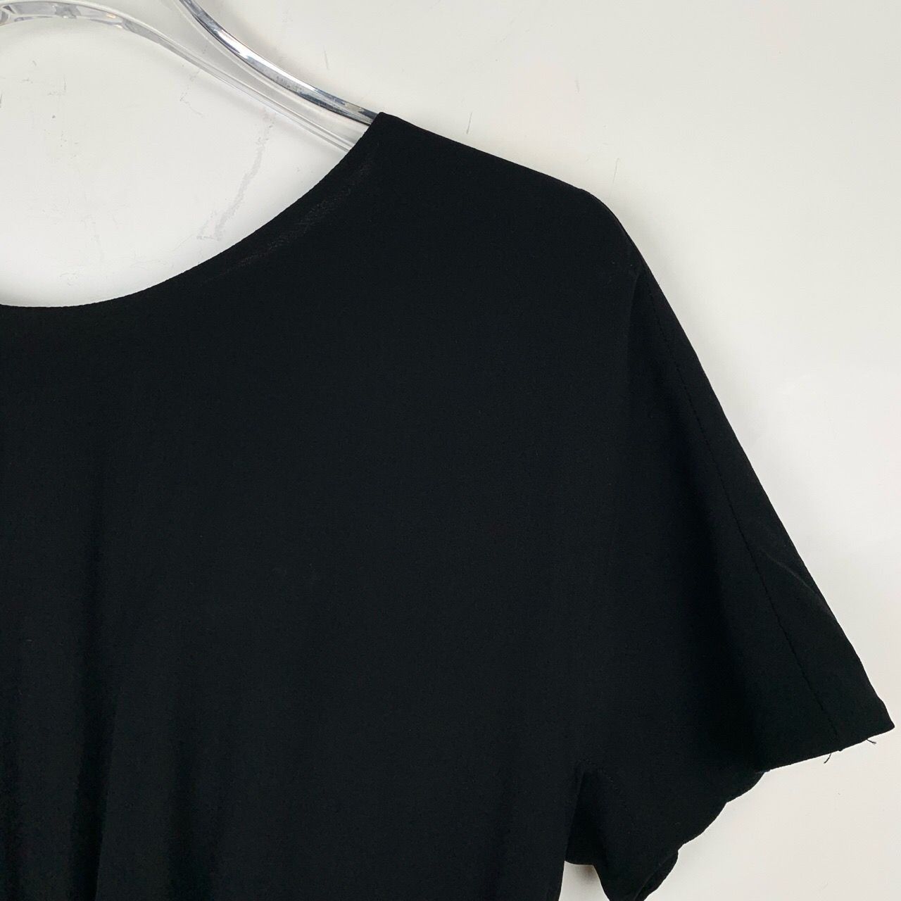 Burberry Burberry Black Silk Short-Sleeve Round-Neck Dress (Size 38) Size XS / US 0-2 / IT 36-38 - 5 Thumbnail