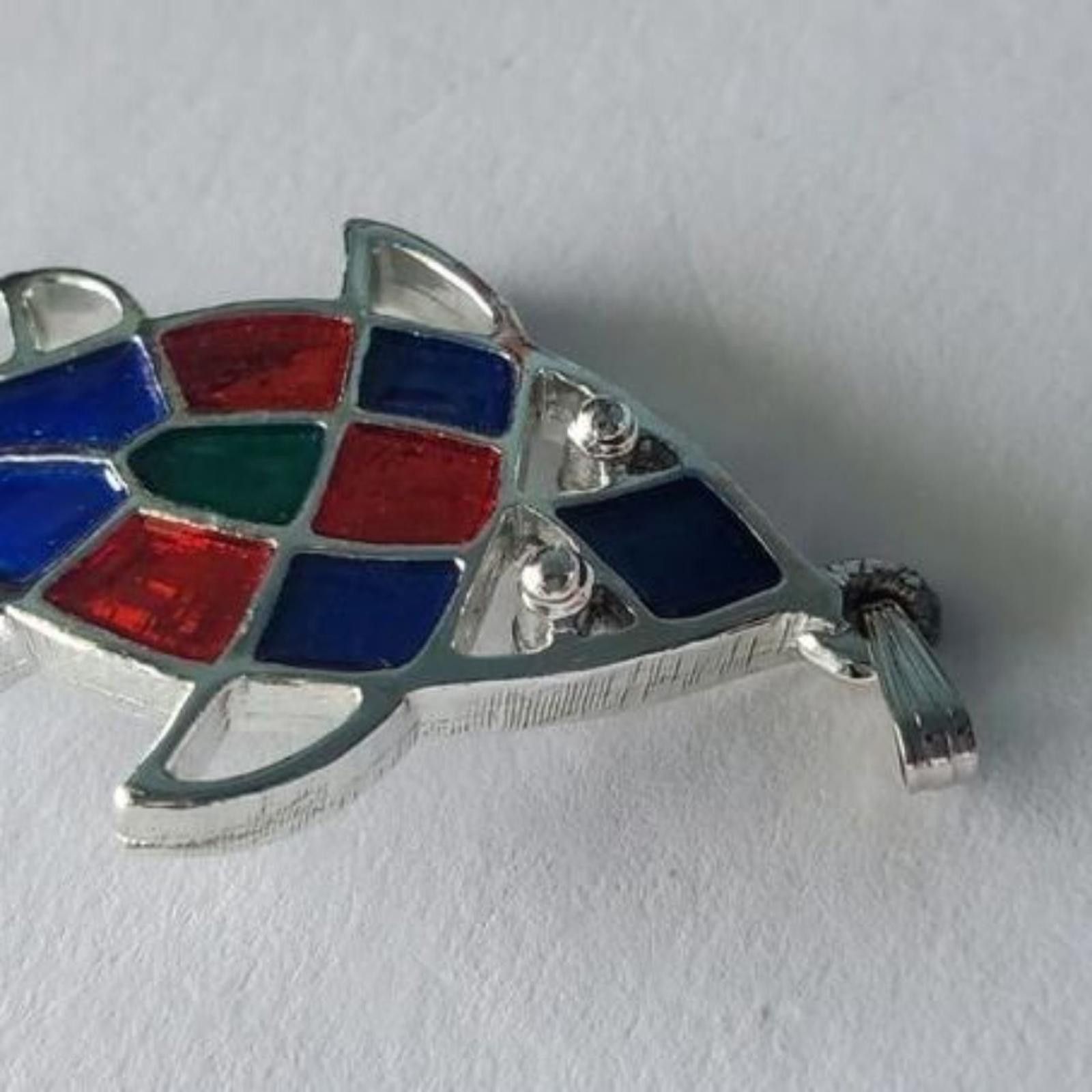 Other Vintage Sarah Coventry Silver Tone Jewelfish Pendant Size ONE SIZE - 2 Thumbnail
