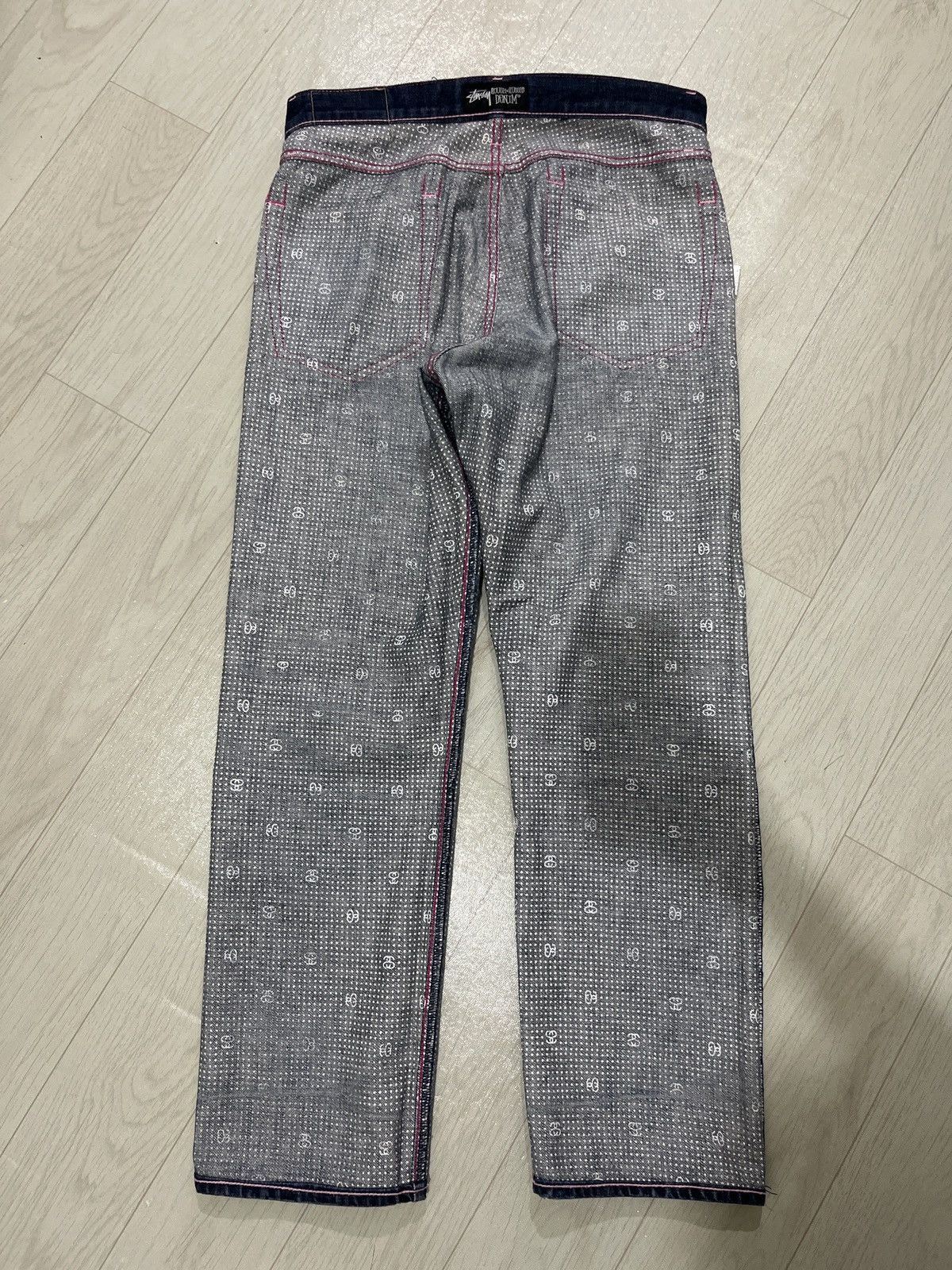 Stussy 00s Stussy jeans printed logo back pocket Size US 32 / EU 48 - 6 Thumbnail