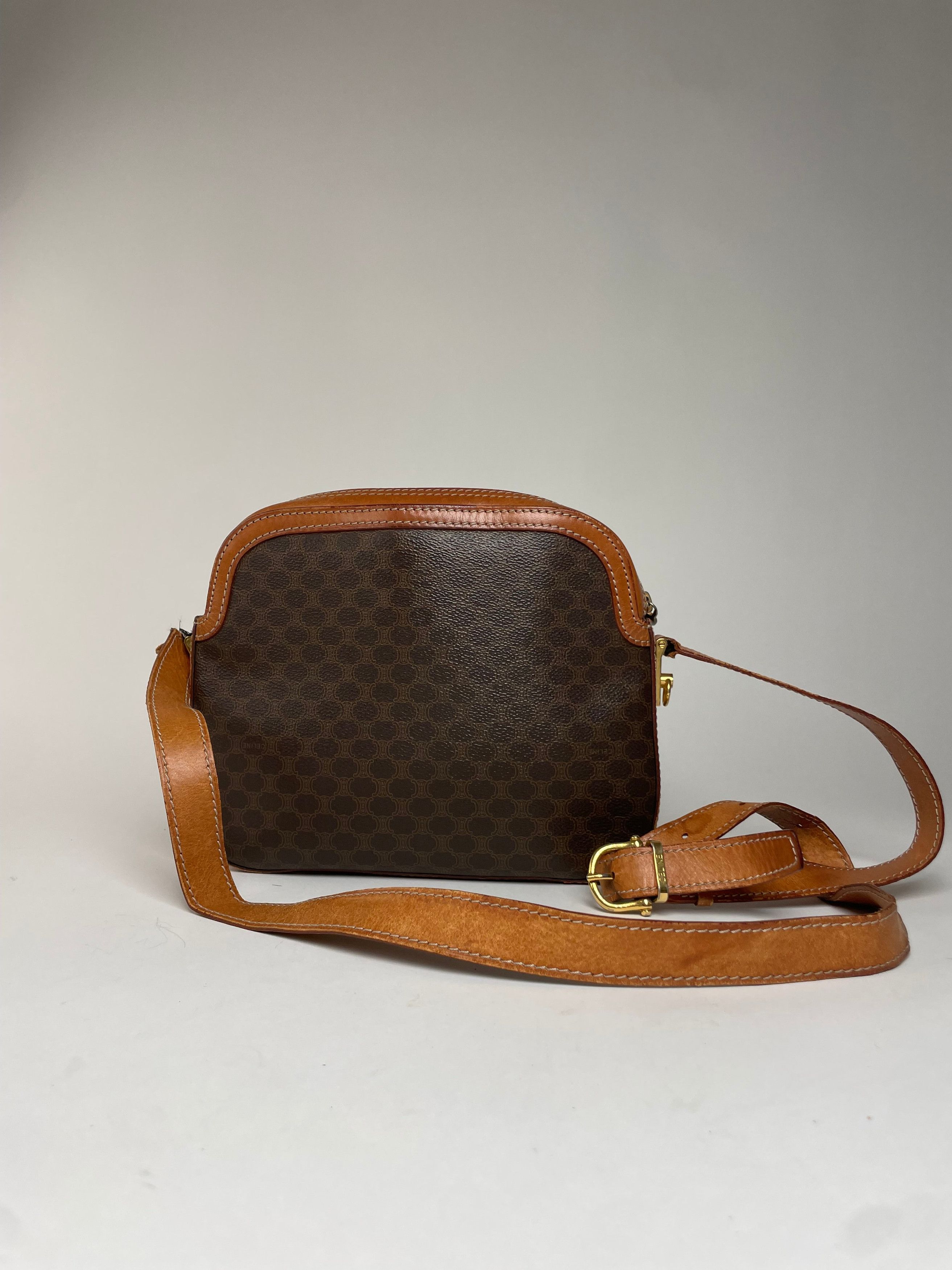 Celine Vintage Paris Triomphe Monogram Leather Shoulder Bag brown Size ONE SIZE - 1 Thumbnail