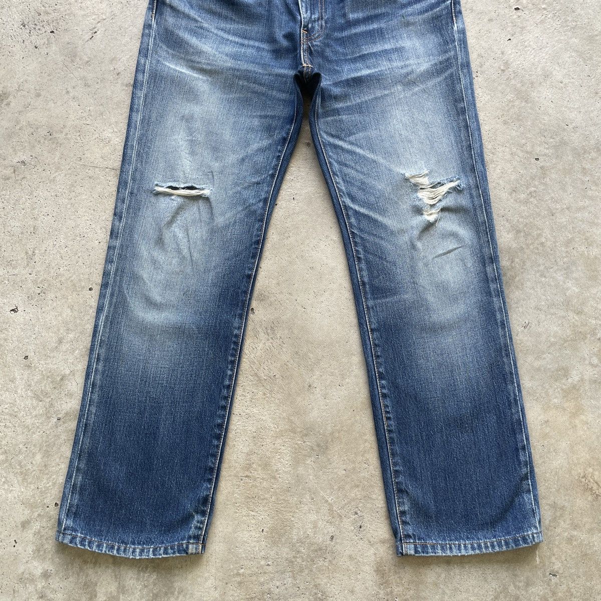 Jean × Levi's Levi’s 502 Faded Blue Distressed Jeans Denim Pants W32x29 Size US 32 / EU 48 - 4 Thumbnail
