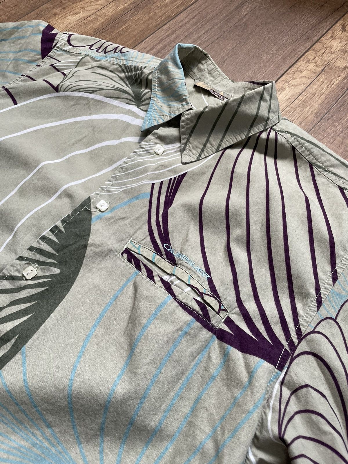 Quiksilver × Vintage Quiksilver Shirts (Button Ups) Surf Style Size US M / EU 48-50 / 2 - 3 Thumbnail