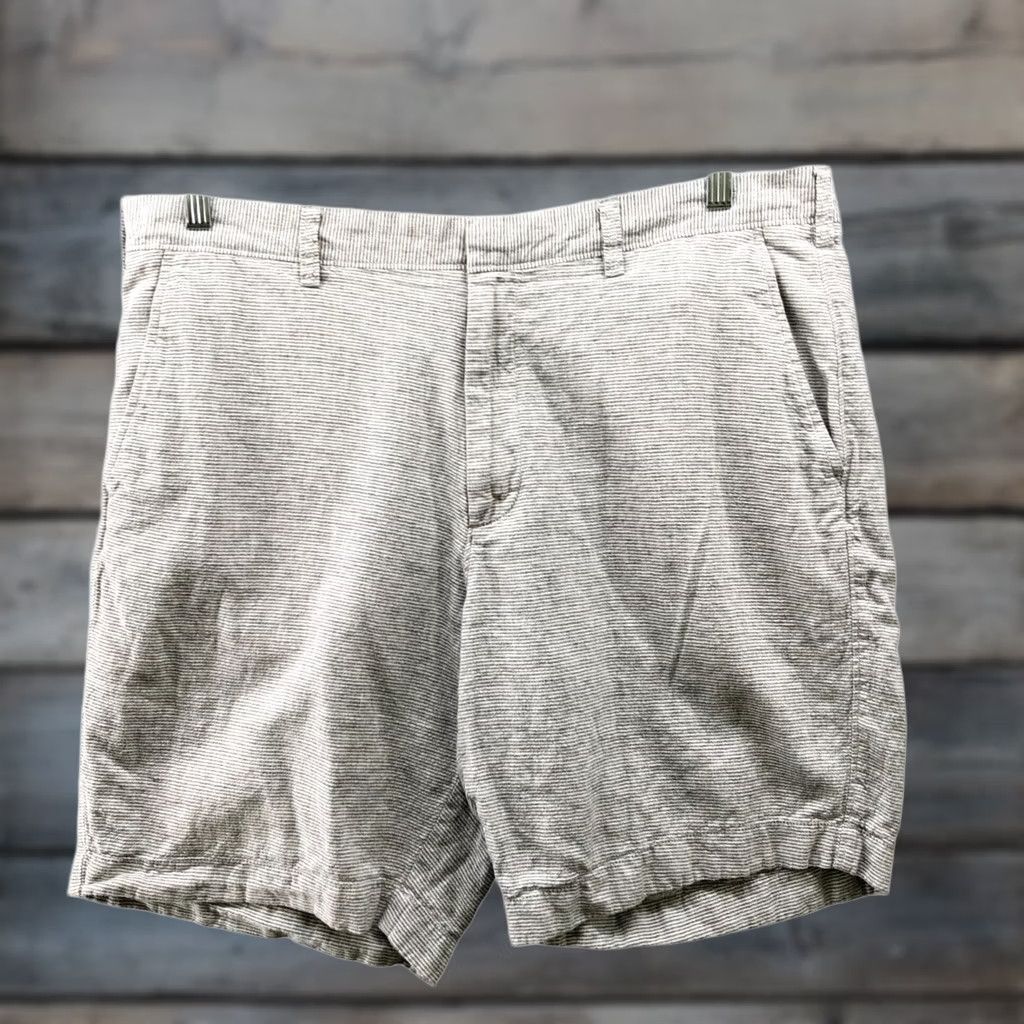 J.Crew J. Crew 9'' Gramercy Linen Cotton Shorts Mens 38 Gray White Stripes Chino Size US 38 / EU 54 - 1 Thumbnail