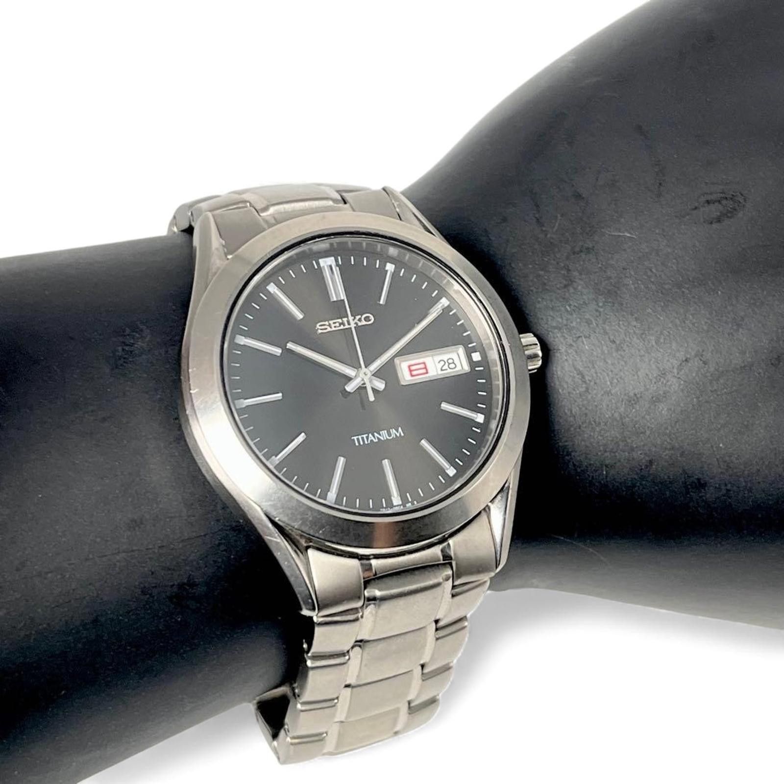 Seiko Seiko - Titanium Men's Wristwatch with Black Dial Size ONE SIZE - 2 Thumbnail