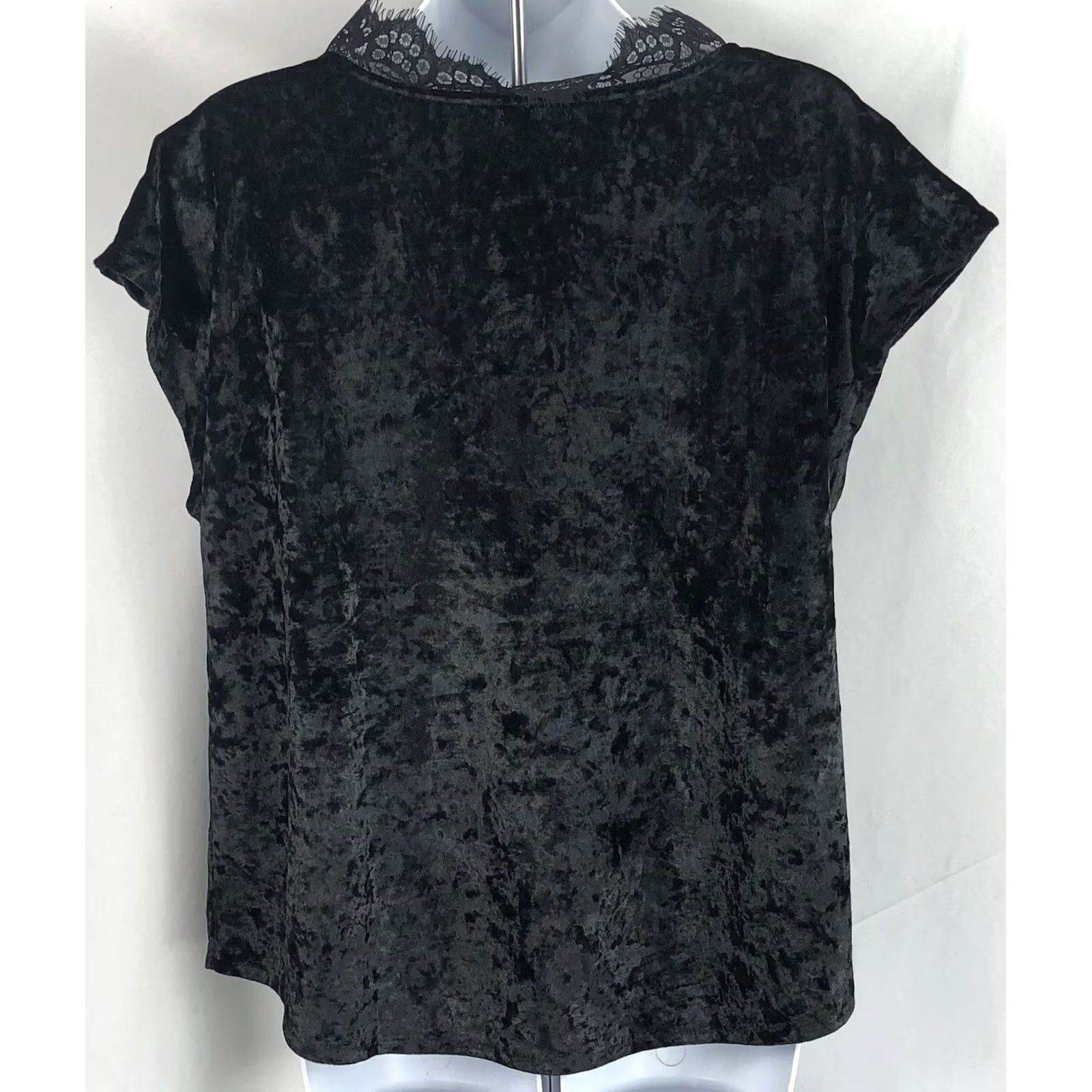Velour VINTAGE Velour Top L Blk Lace V-Neck Short Sleeve Fairy Gothic Y2K Blouse Womens Size L / US 10 / IT 46 - 3 Thumbnail