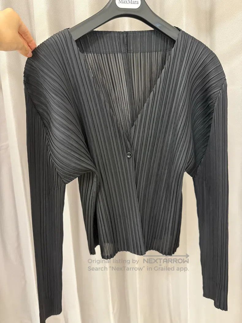 Issey Miyake Issey Miyake Black Hoodie Size S / US 4 / IT 40 - 1 Thumbnail