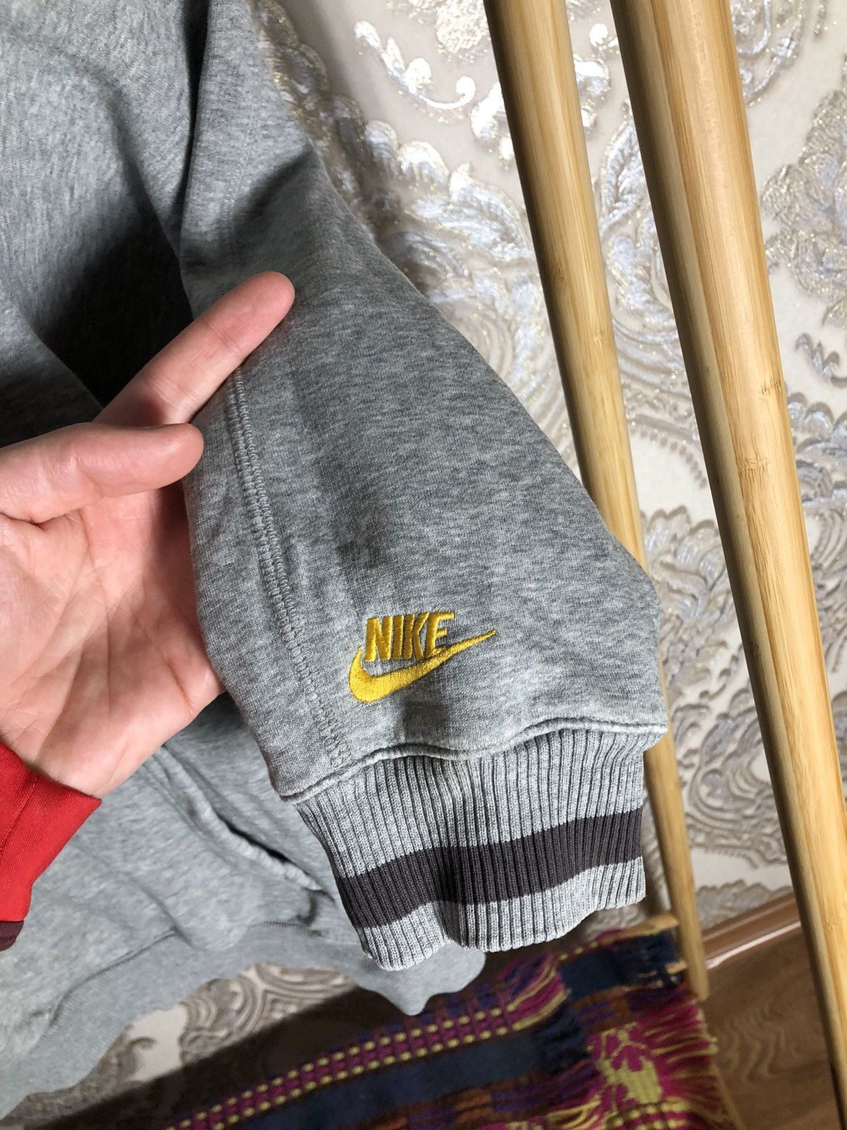 Nike VINTAGE NIKE BIG LOGO SWEATSHIRT RETRO SWOOSH DRILL Y2K 90s Size US XS / EU 42 / 0 - 4 Thumbnail