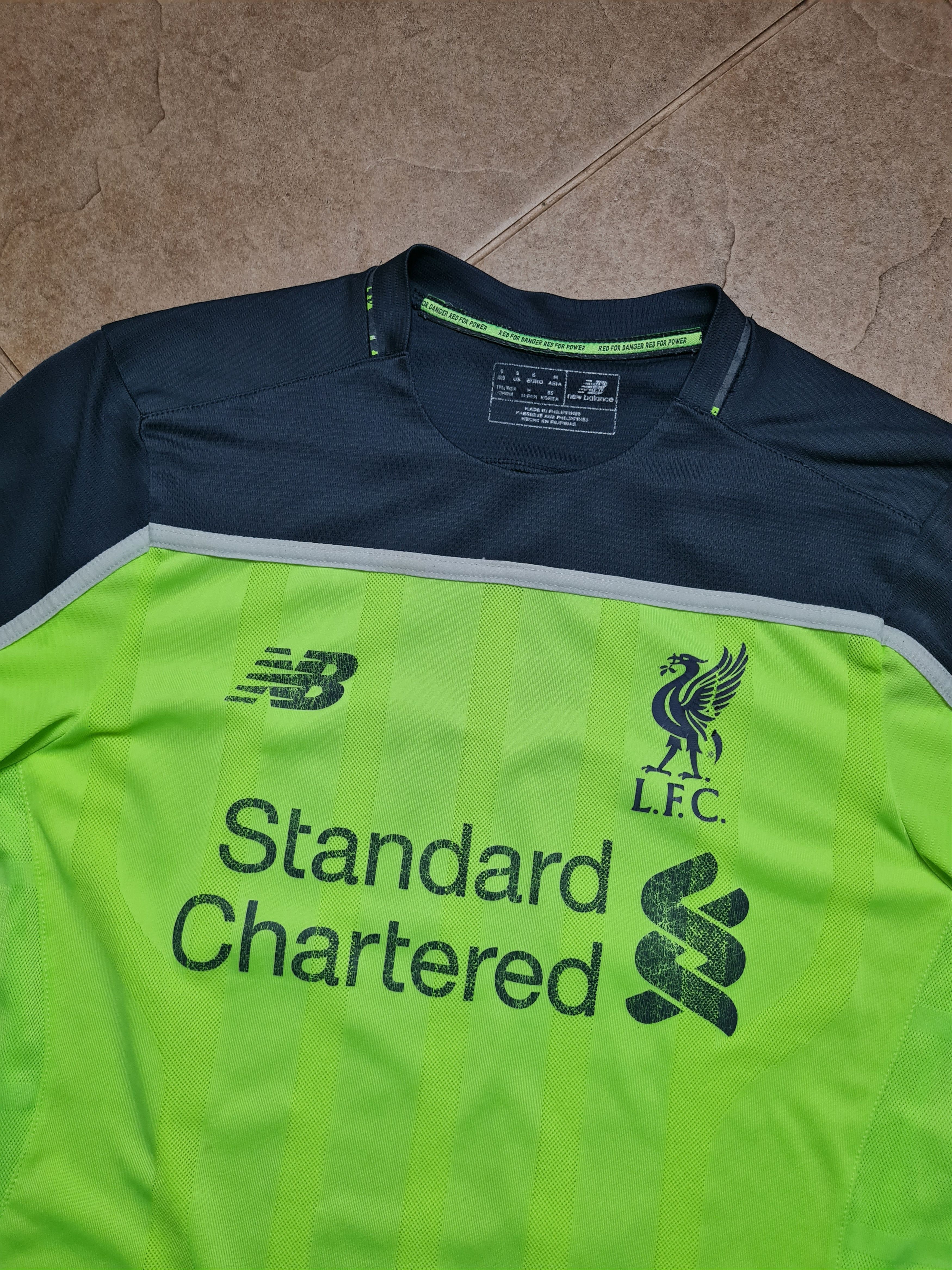 New Balance LIVERPOOL FC 2016/17 Third Sadio MANE 19 NB Toxic Green Size US S / EU 44-46 / 1 - 15 Thumbnail