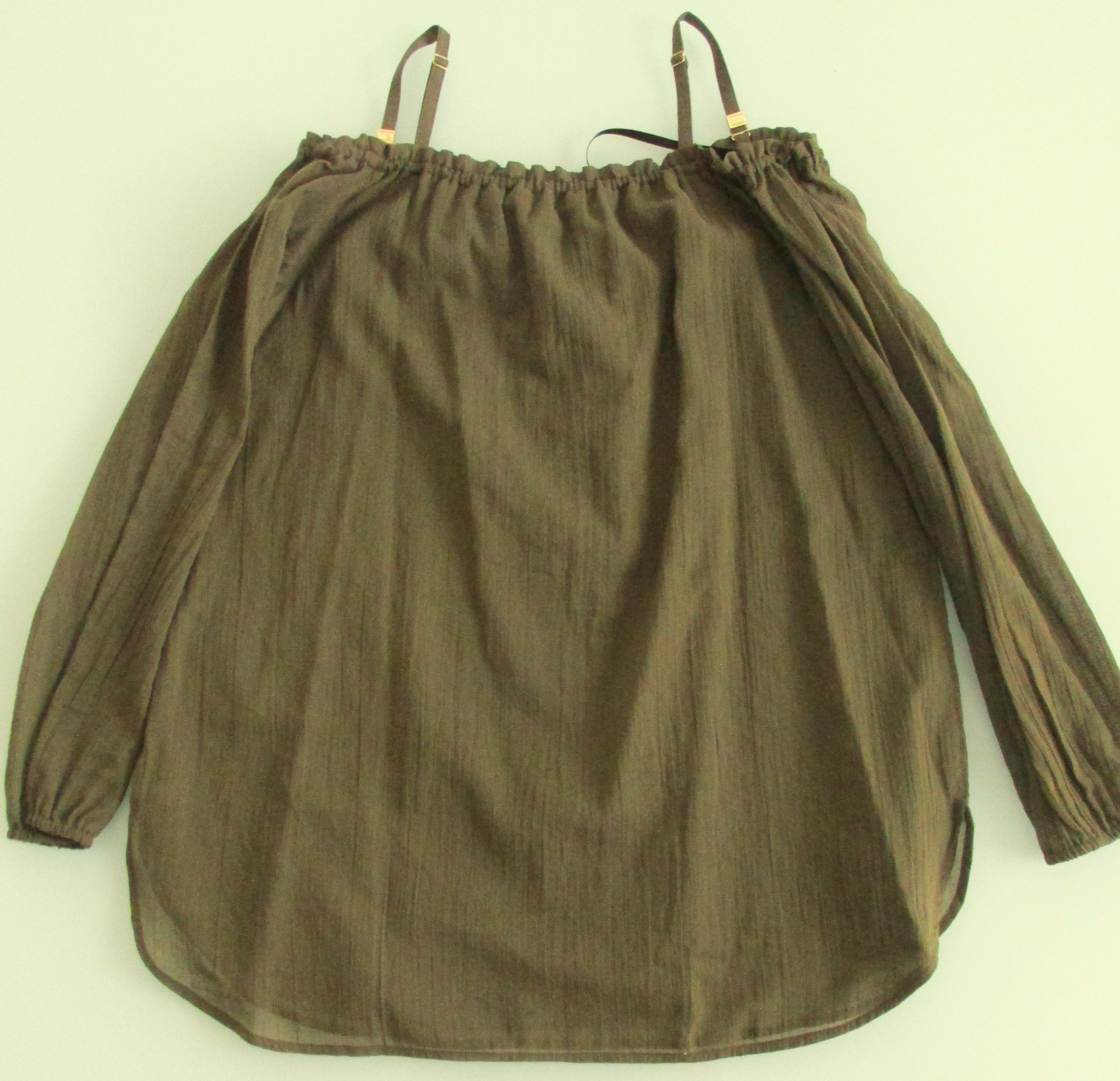 Calvin Klein Calvin Klein (NWT) Women's Off Shoulder Blouse Size Small Size S / US 4 / IT 40 - 6 Thumbnail