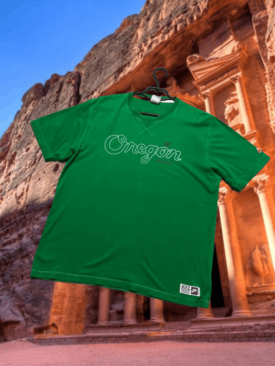 Nike Vintage Nike green T-Shirt logo Y2K big print size L Size US L / EU 52-54 / 3 - 1 Thumbnail