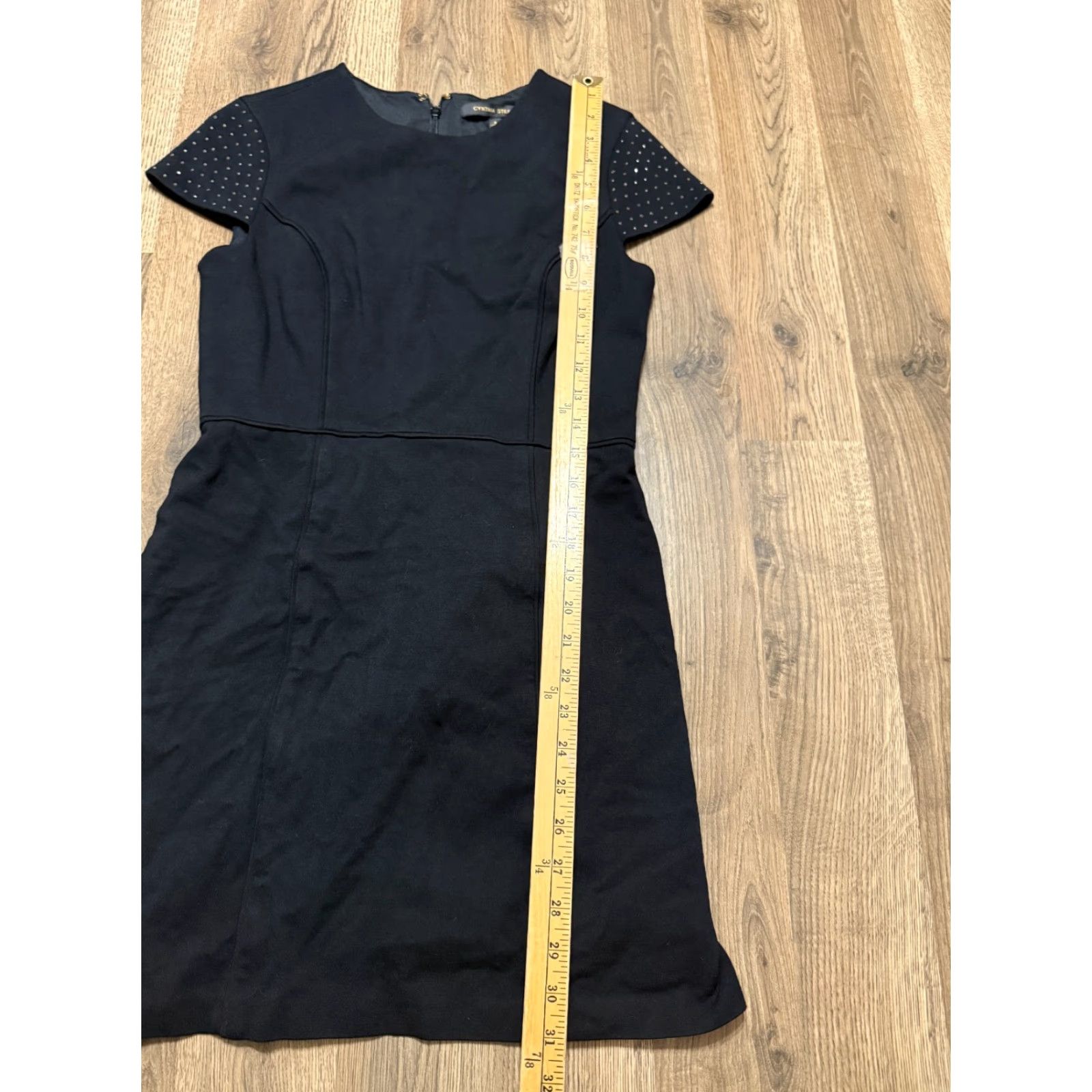 Vintage Cynthia Steffe Dress Women's Size 8 Black Gold Gems Short Sleeve Back Zip Pencil Dress Knee Length Vintage No Size 30" / US 8 / IT 44 - 6 Thumbnail