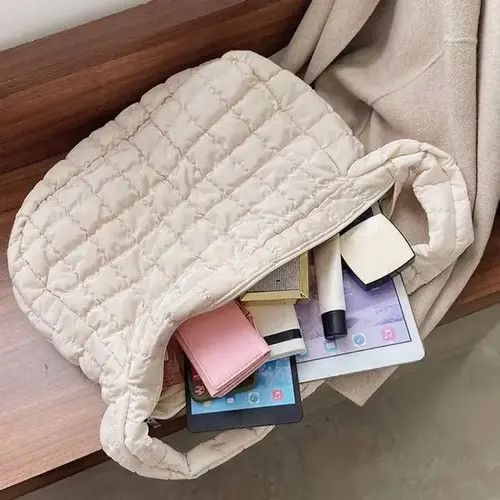 Homemade × Japanese Brand Bag Quilted puffer cream shoulder tote bag Size ONE SIZE - 2 Thumbnail