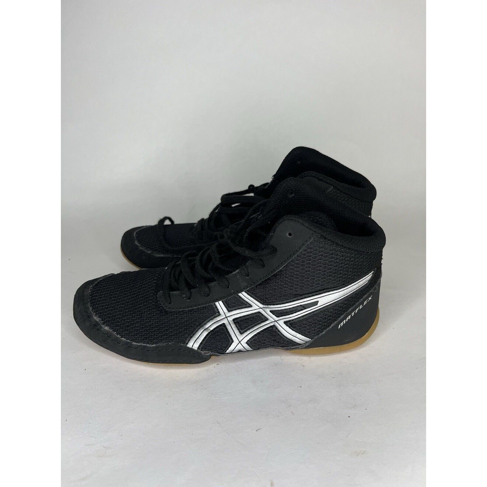 Asics Asics Black Synthetic Lace Up Athletic Wrestling Shoes Women Size US 5 / IT 35 - 8 Thumbnail