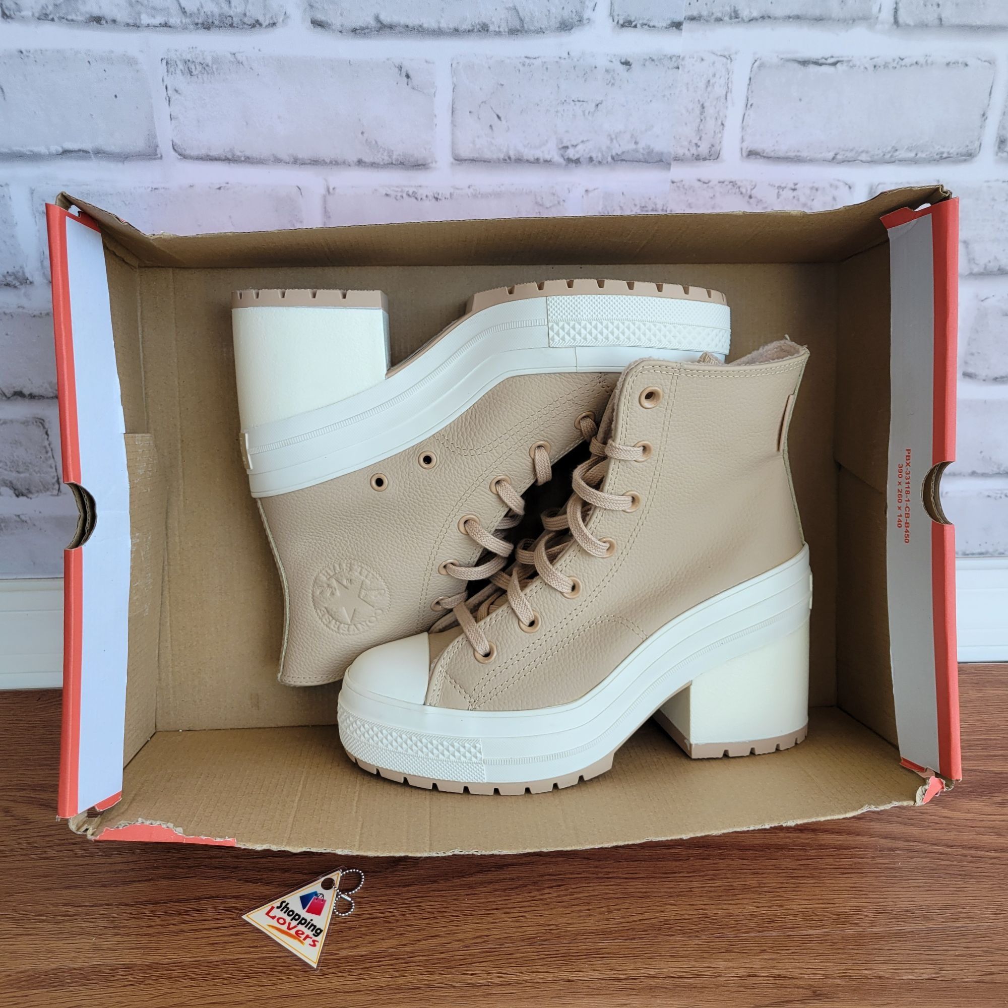 Converse ⭐Converse Chuck 70 De Luxe Platform Weatherized Leather 10.5 Size US 10.5 / EU 43-44 - 6 Thumbnail