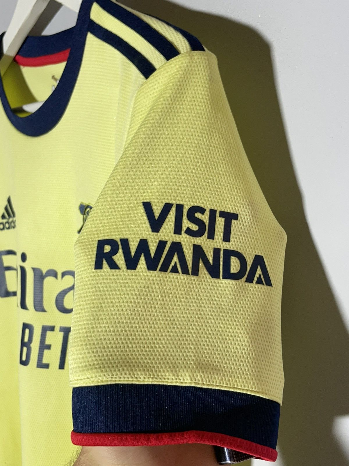 Adidas Arsenal London Adidas 2021/22 Away Football Shirt Size US S / EU 44-46 / 1 - 4 Thumbnail