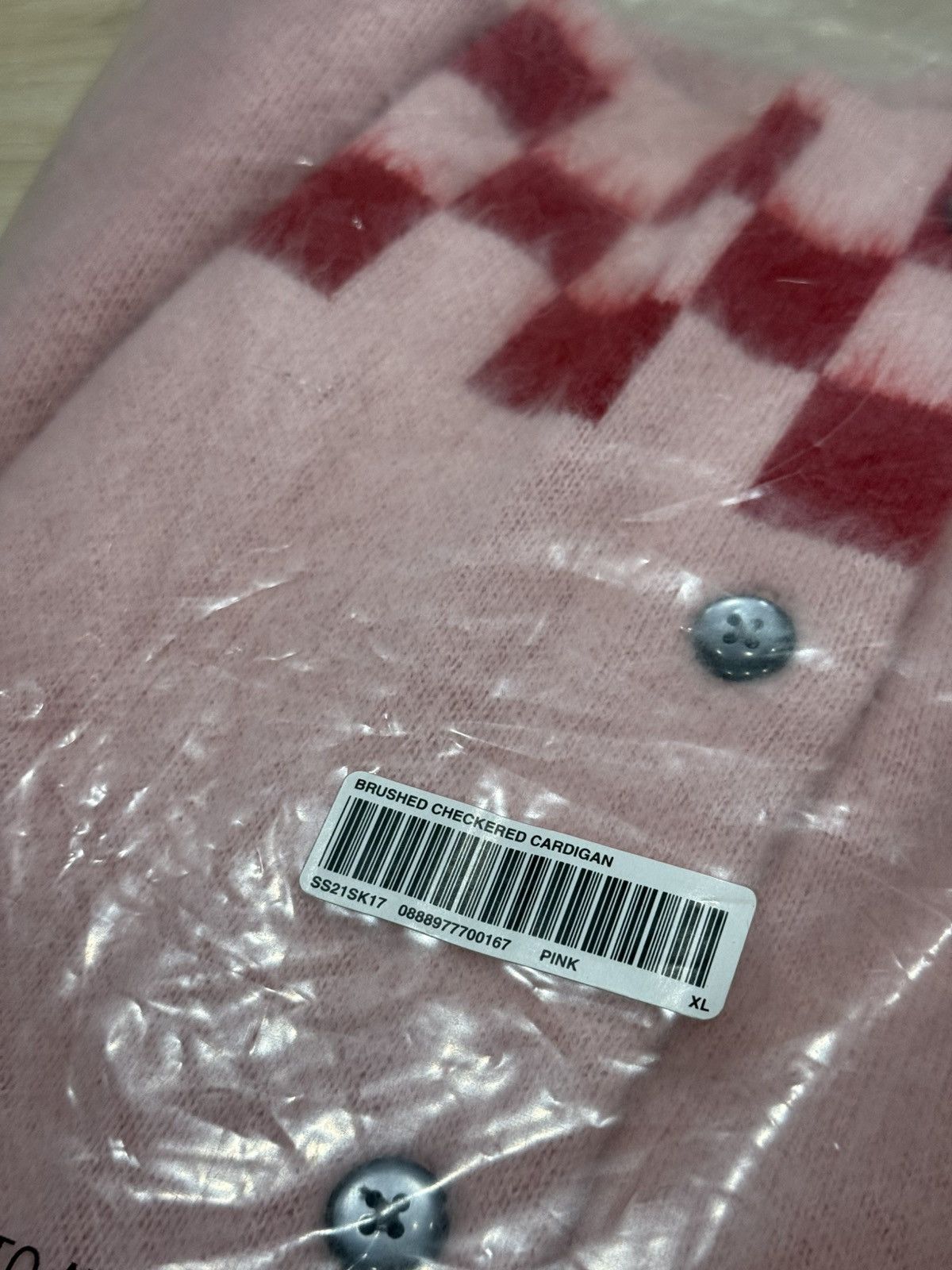 Supreme Supreme Brushed Checkered Cardigan Size US XL / EU 56 / 4 - 14 Thumbnail