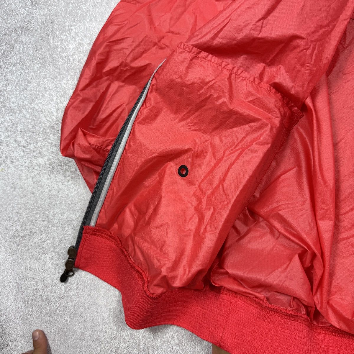 Nike Vintage 2008 Nike Windrunner Ultralight Jacket New Size L Size US L / EU 52-54 / 3 - 9 Thumbnail