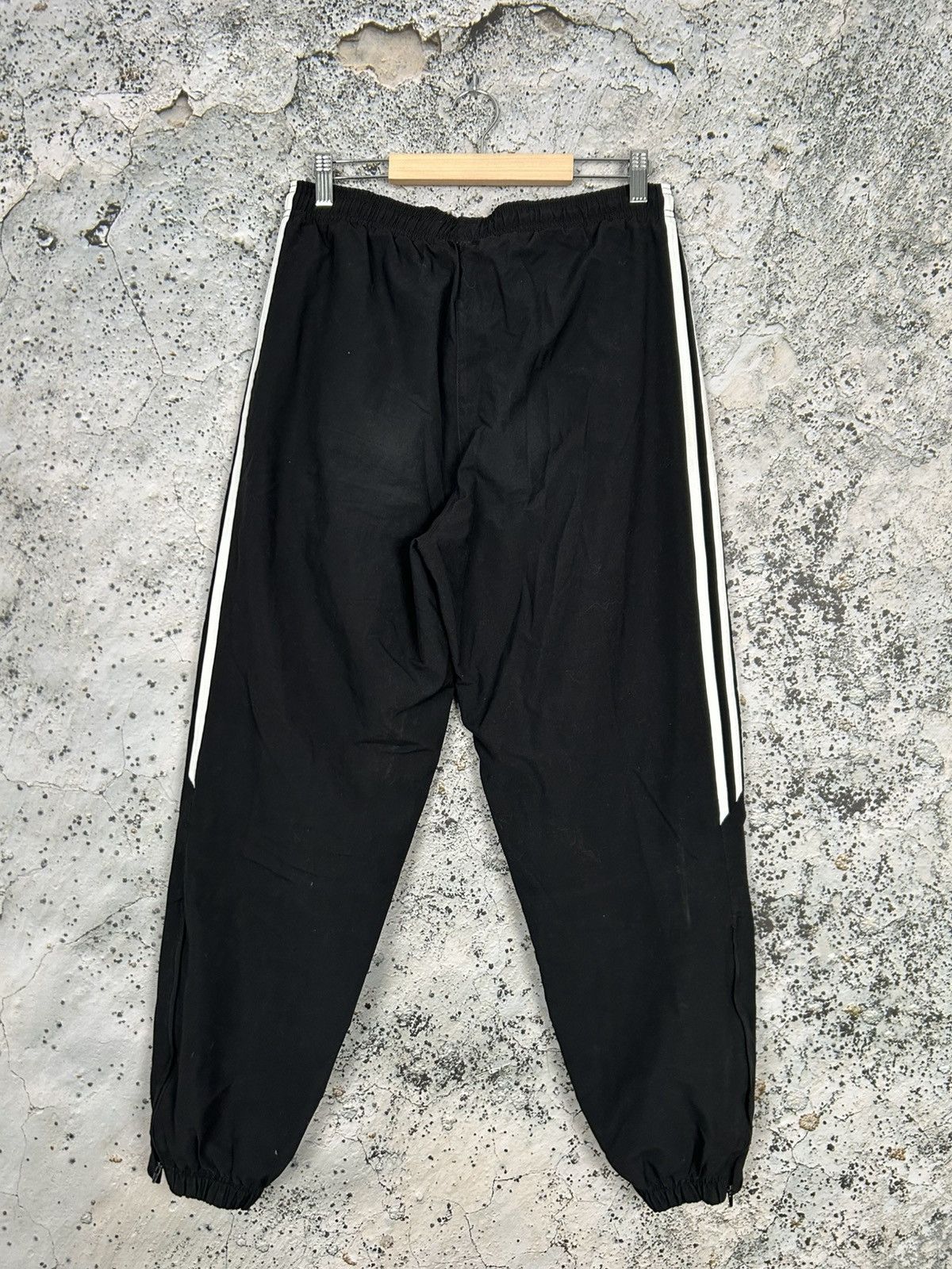 Adidas Vintage Adidas 90s Sweatpants Baggy Rap Streetwear Skate Size US 30 / EU 46 - 4 Thumbnail
