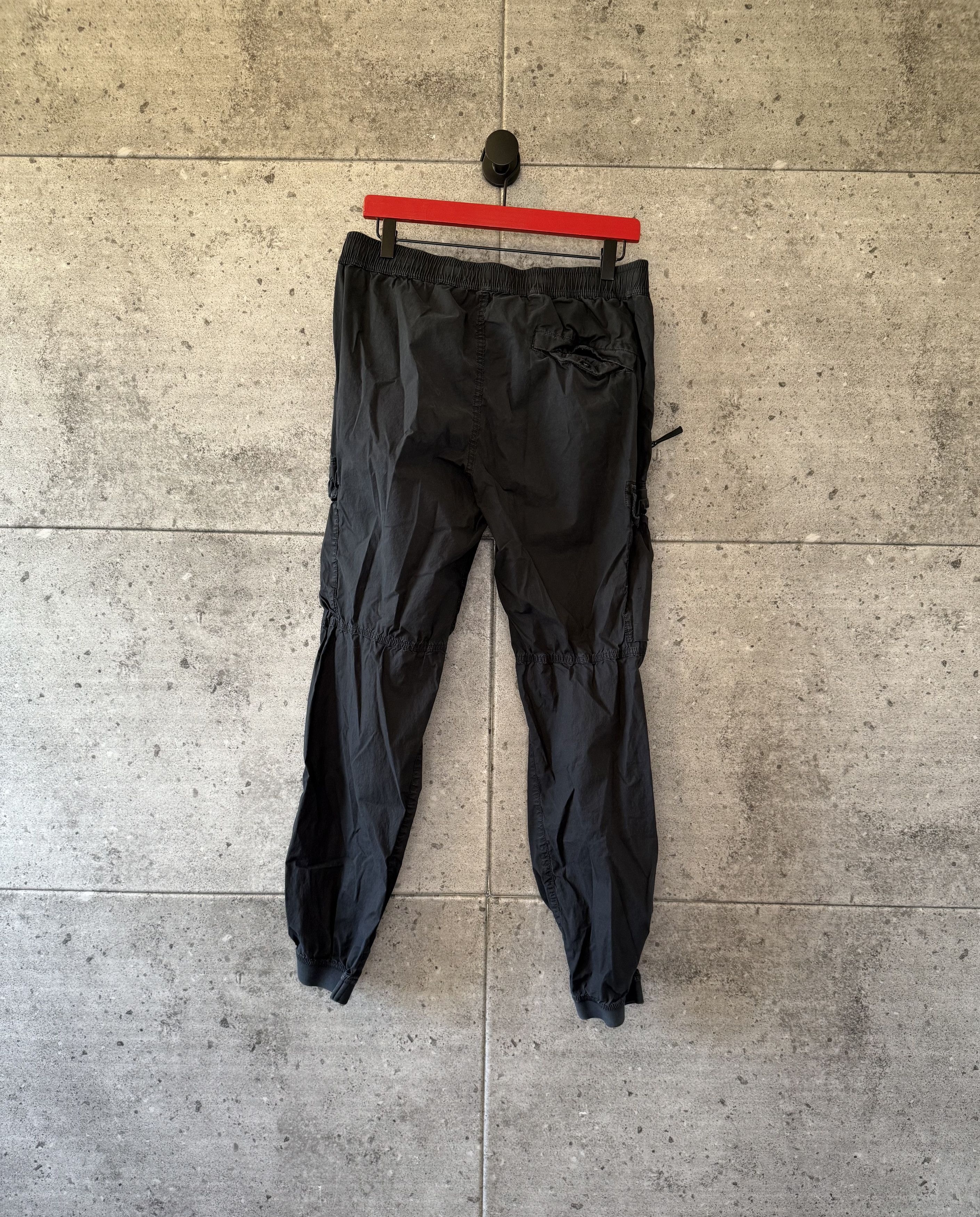 Stone Island Stone island cargo joggers Size US 31 - 2 Thumbnail