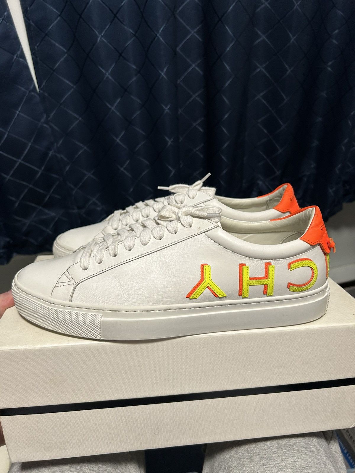 Givenchy Givenchy low tops Size US 9 / EU 42 - 2 Thumbnail