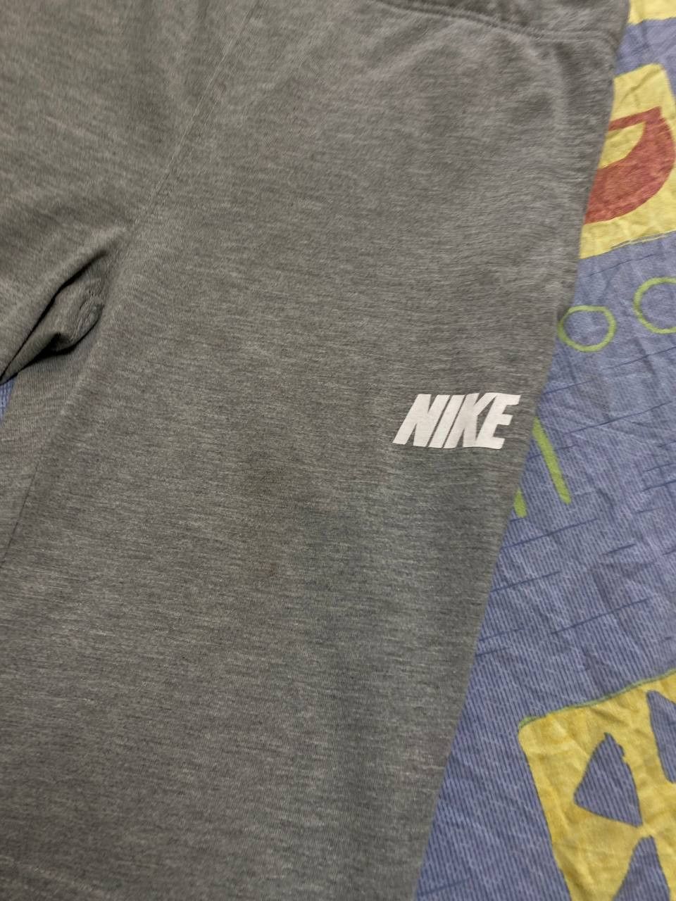 Nike Nike Shorts Size US 30 / EU 46 - 2 Thumbnail