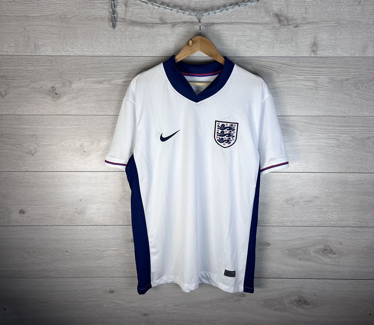 Nike Men’s football T-shirt Nike England 🏴󠁧󠁢󠁥󠁮󠁧󠁿 size Xl sport Size US XL / EU 56 / 4 - 1 Thumbnail