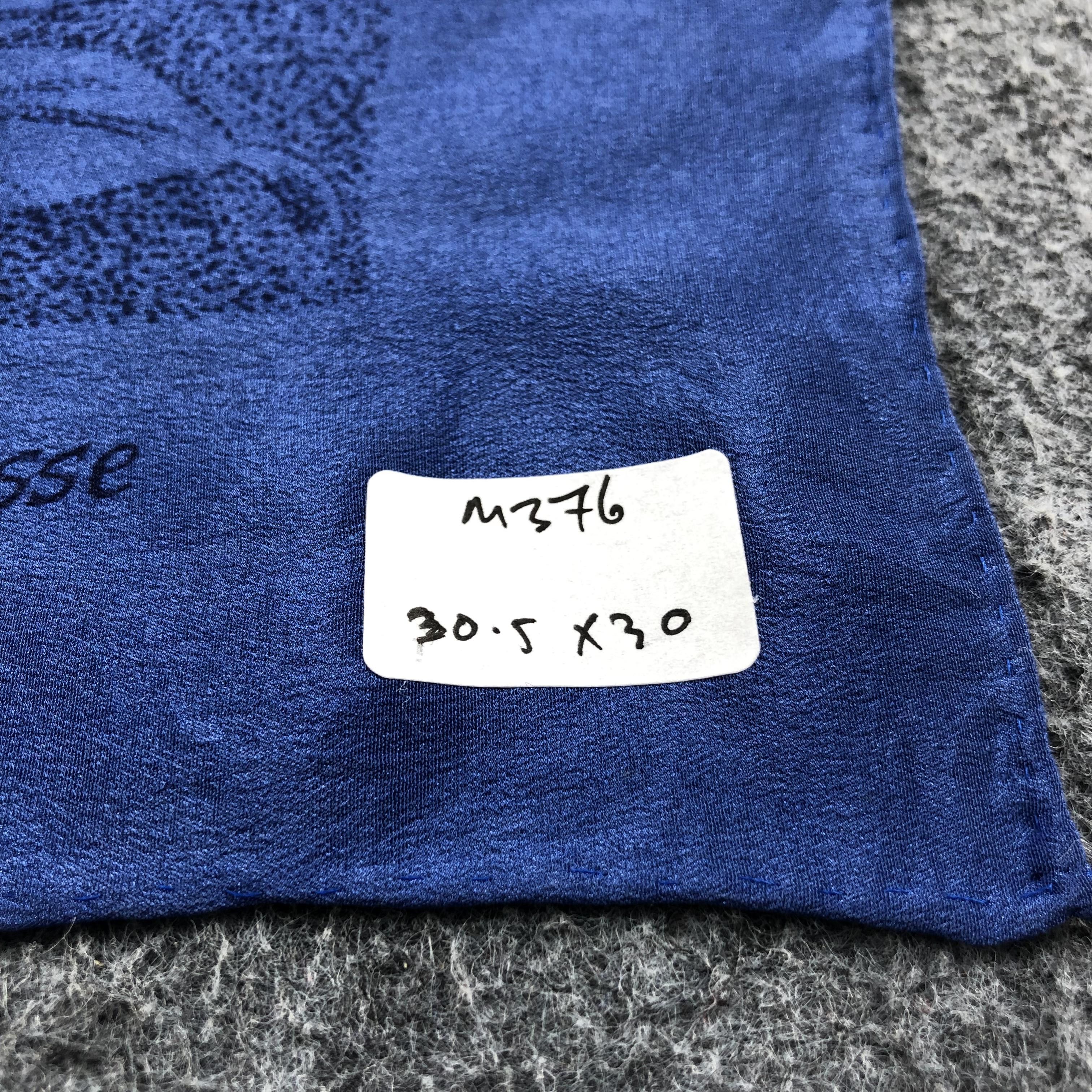 Japanese Brand Atelier Parnasse Blue Flower Silk Scarf M376 Size ONE SIZE - 7 Thumbnail