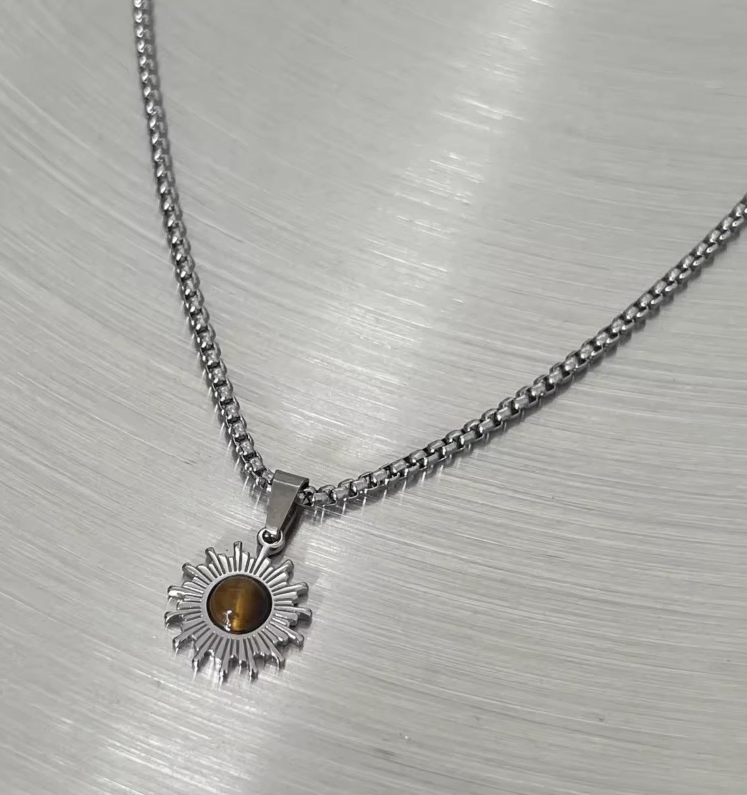 Jewelry Sun Shaped Tiger Eye Pendant Necklace Size ONE SIZE - 4 Thumbnail
