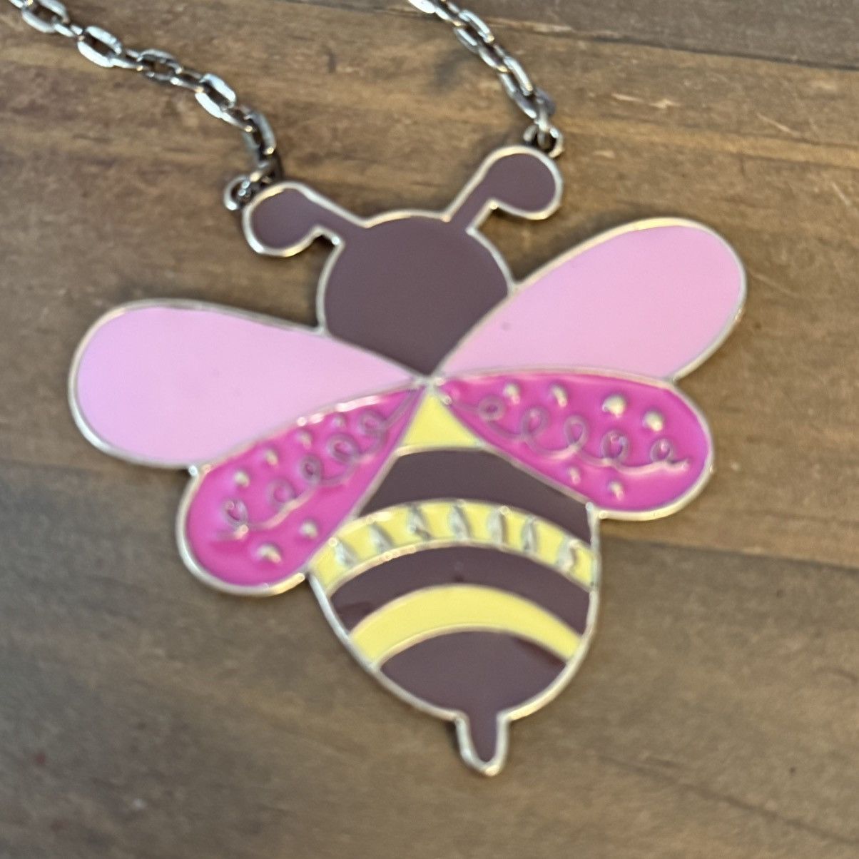 Other Lily Bloom gold tone Bumble bee pendant necklace Size ONE SIZE - 3 Thumbnail