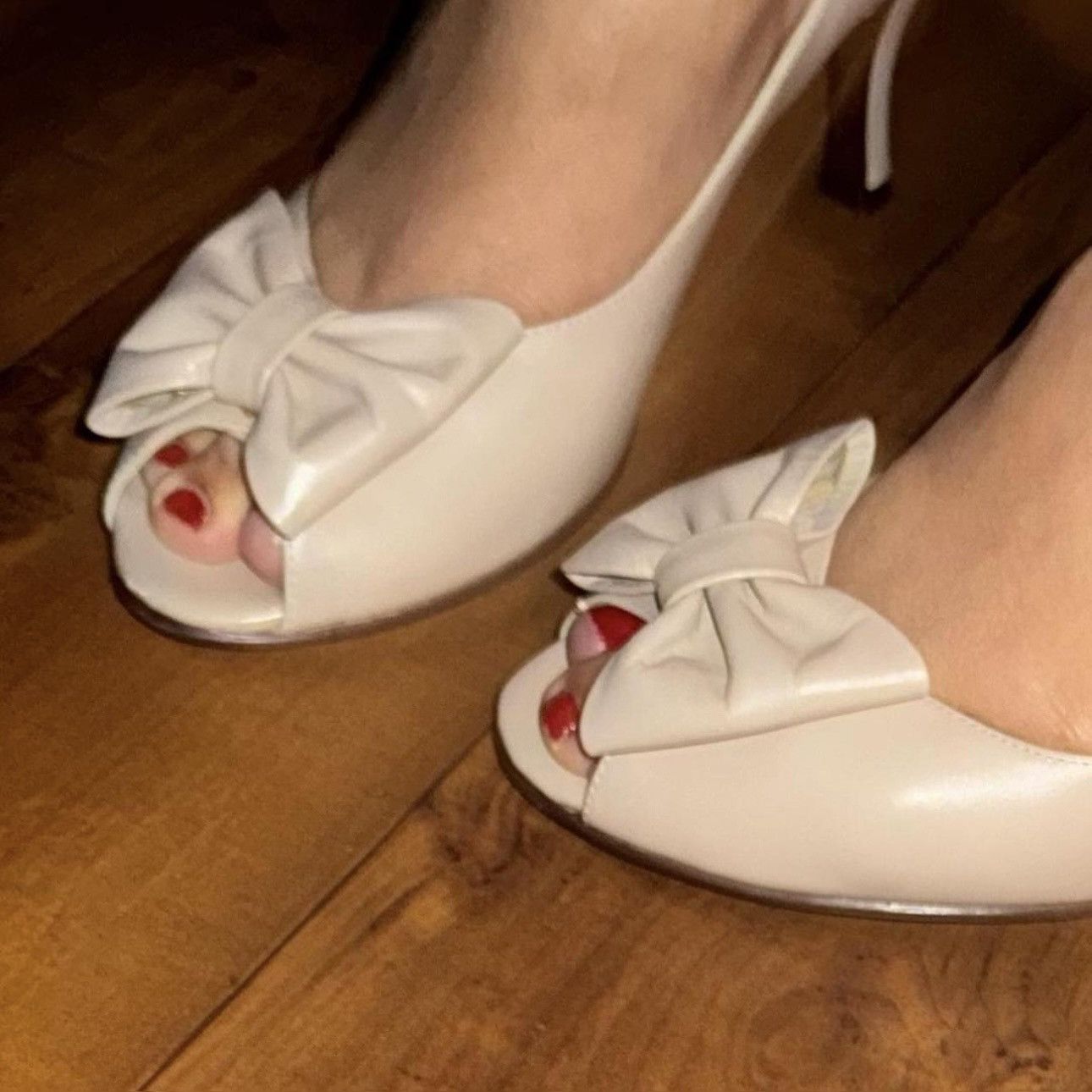 Naturalizer Naturalizer Nude Leather Kitten Heels with Bow – Size 7.5 Size US 7.5 / IT 37.5 - 8 Thumbnail