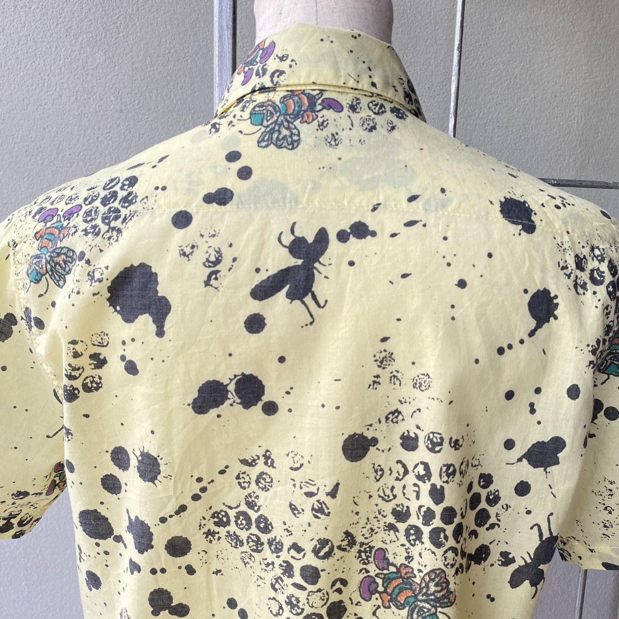 Designer × Japanese Brand RNA Inc. Yellow Honeycomb Bee Short-Sleeve Shirt Size M / US 6-8 / IT 42-44 - 8 Thumbnail