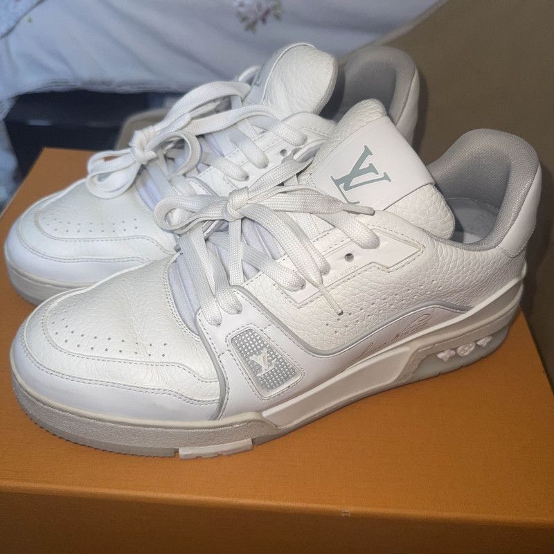 Louis Vuitton Louis Vuitton White Leather Trainer Sneakers -2508 Size US 7.5 / EU 40-41 - 1 Thumbnail