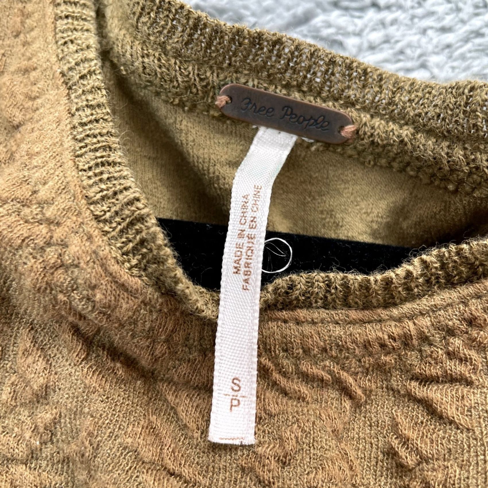Free People Free People Tank Womens Small Brown Top Asymmetrical Fringe Trim Boho Artsy Fray Tank Top Beach Bohemian City Outdoor Womens Small Brown Side Fringe Size S / US 4 / IT 40 - 3 Thumbnail