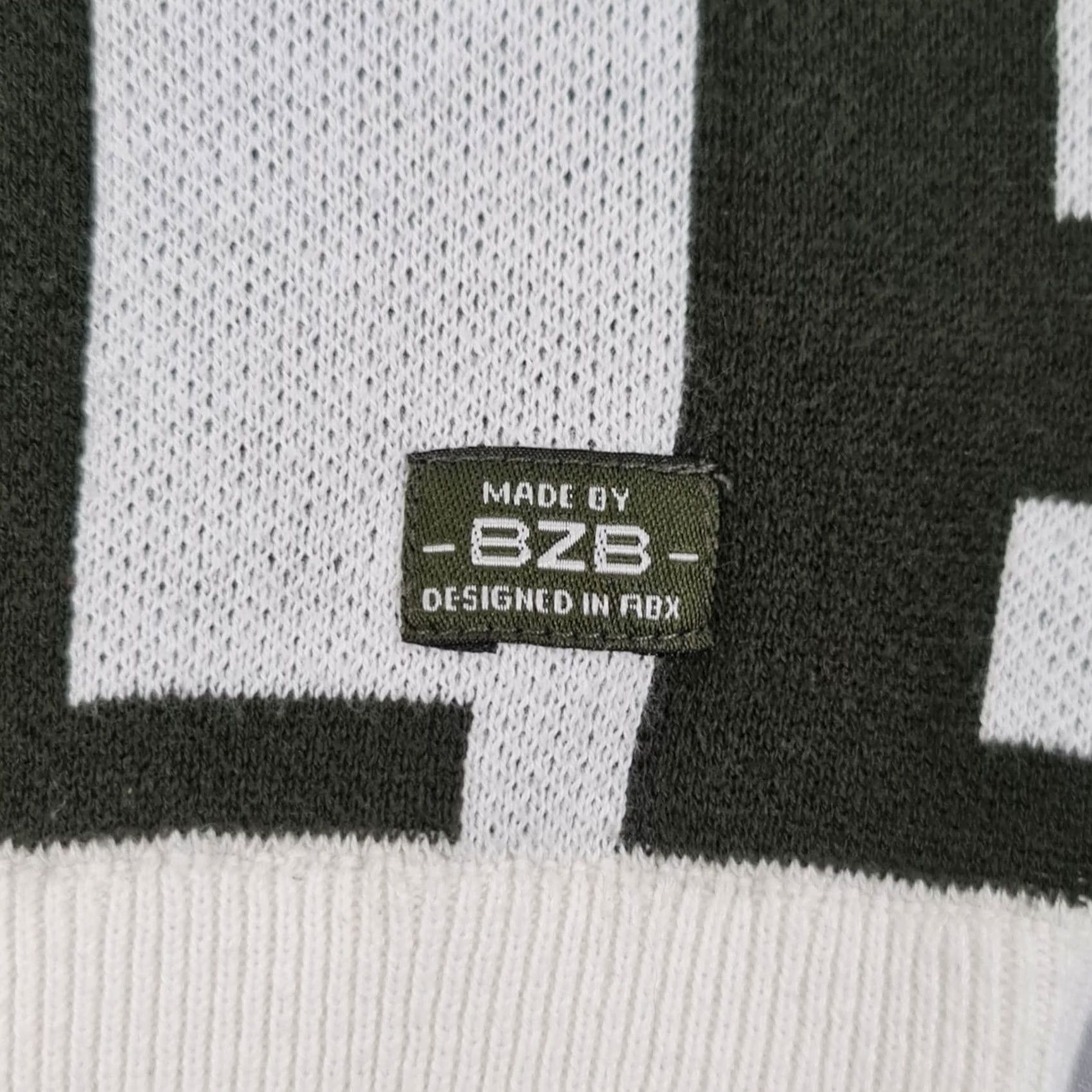 Vintage Bizzbee Jumper Shirt Mens Small White Green All Over Print 100% Cotton Mock Neck Pullover Classic Knit Seasonal Casual Mens Size US S / EU 44-46 / 1 - 4 Thumbnail