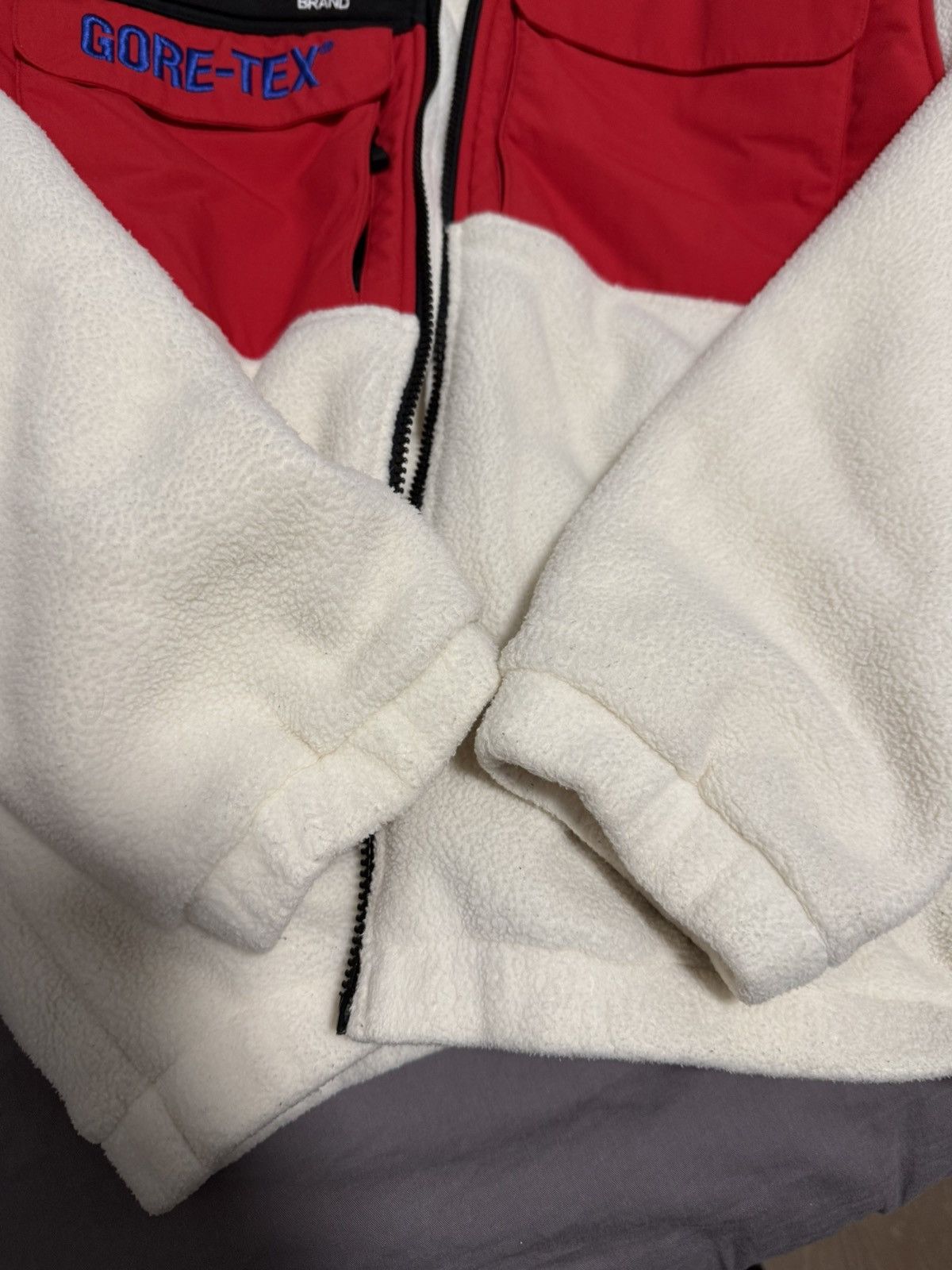 The North Face Supreme tnf north face expedition fleece jacket white red Size US M / EU 48-50 / 2 - 8 Thumbnail