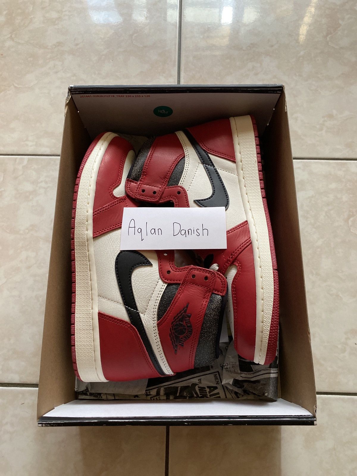 Jordan Brand × Nike Nike Air Jordan 1 High OG Lost and Found Size US 9.5 / EU 42-43 - 9 Thumbnail